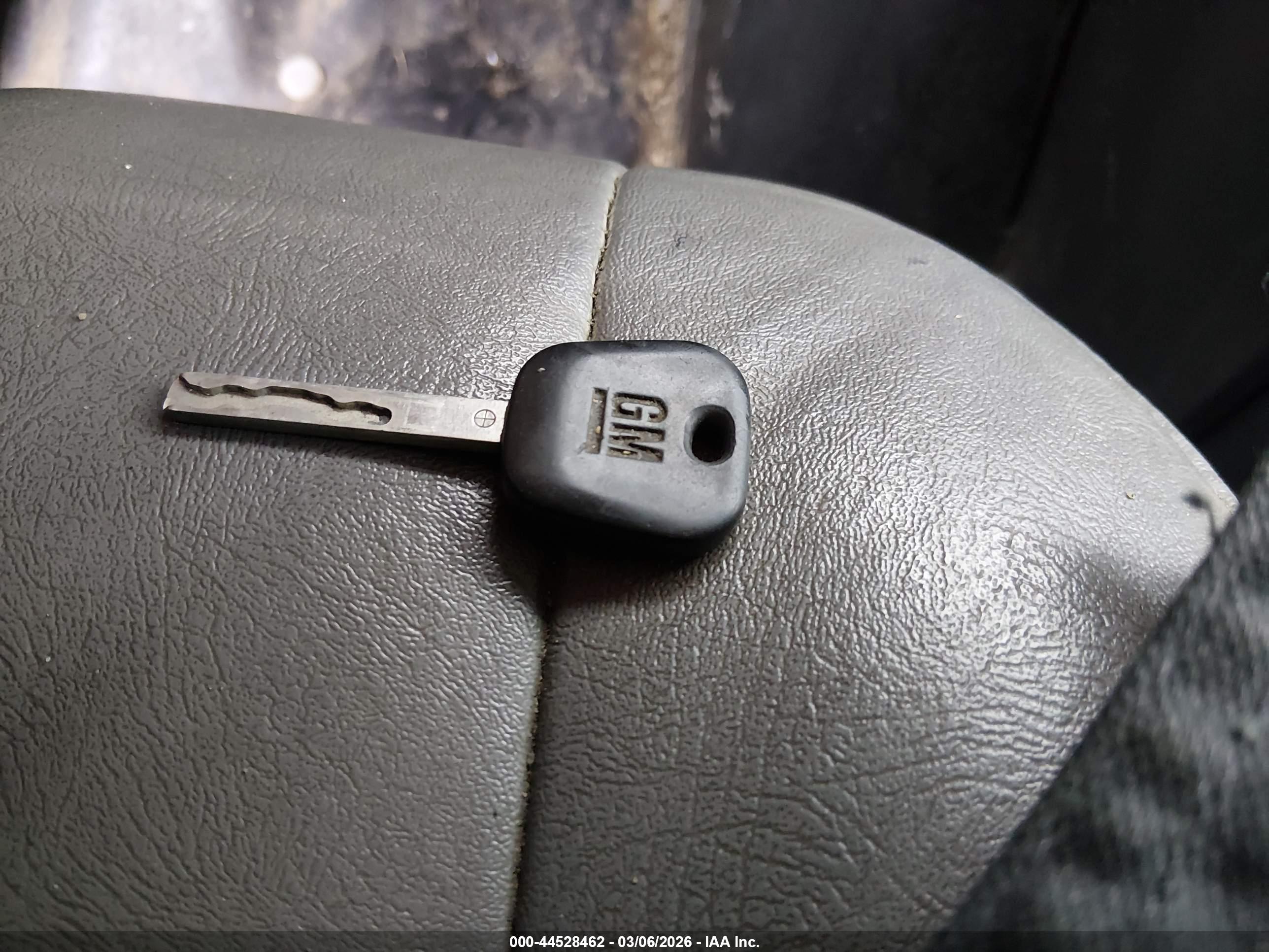 CHEVROLET EXPRESS image 11