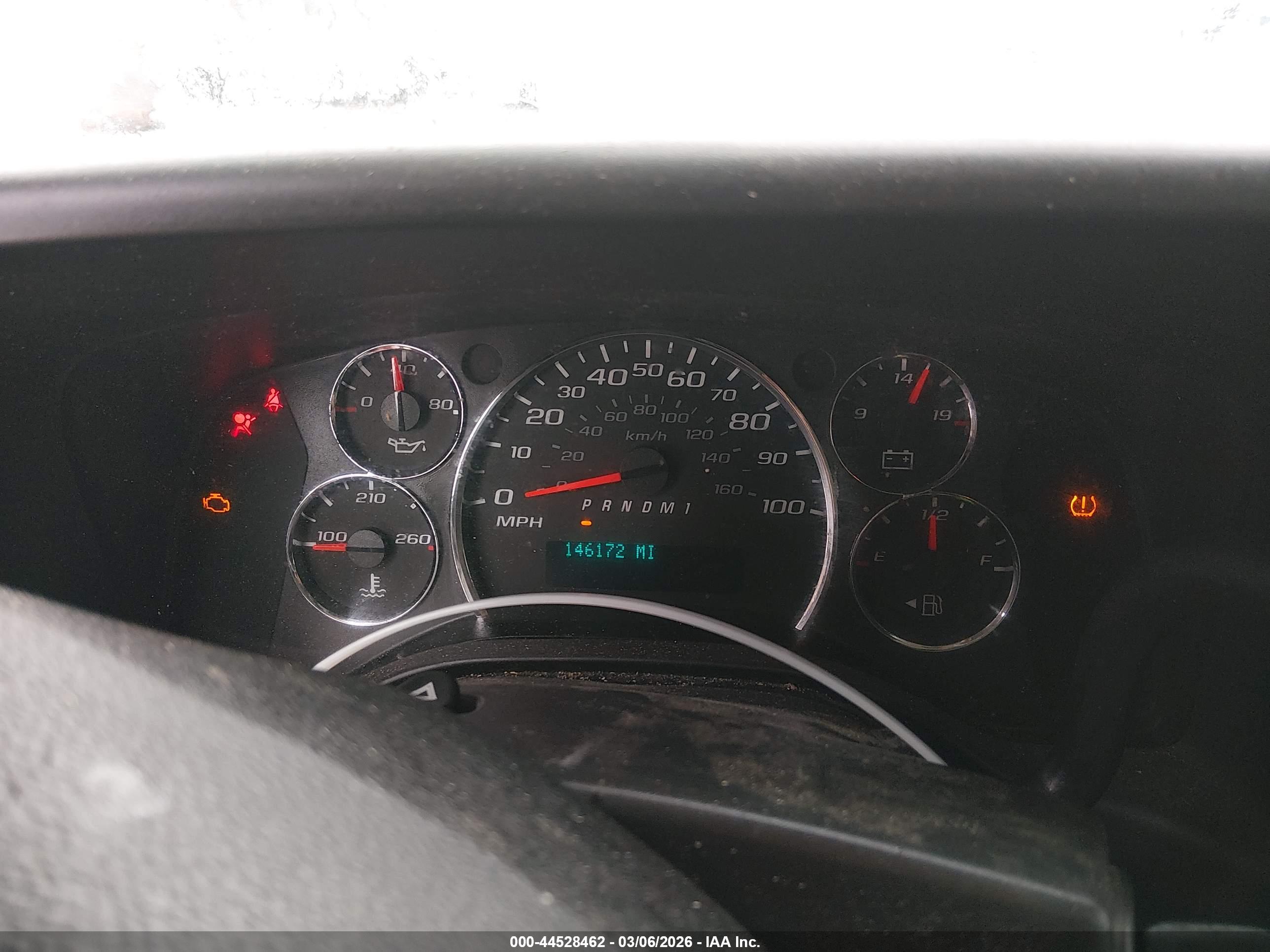 CHEVROLET EXPRESS image 7
