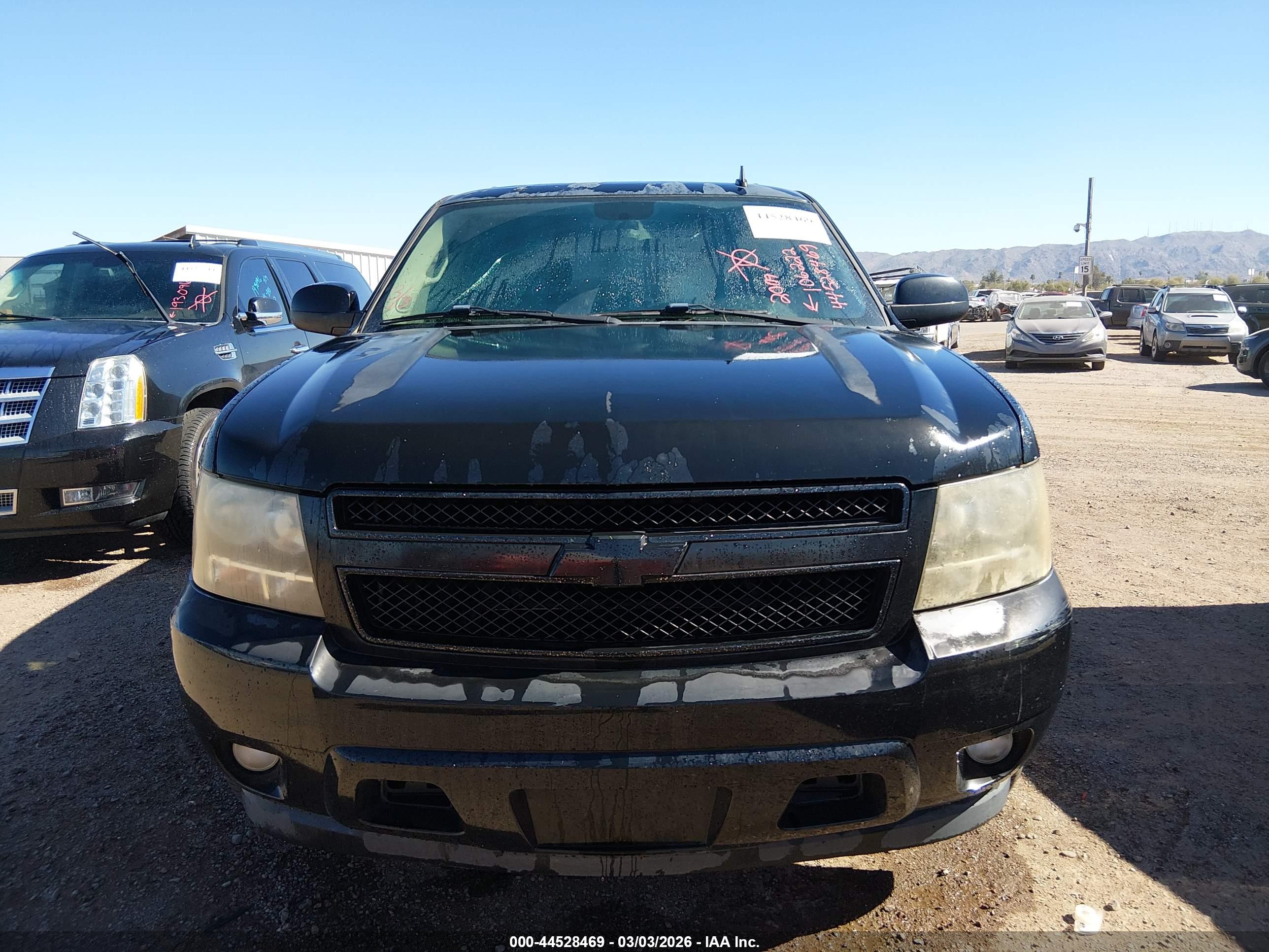 CHEVROLET TAHOE image 6