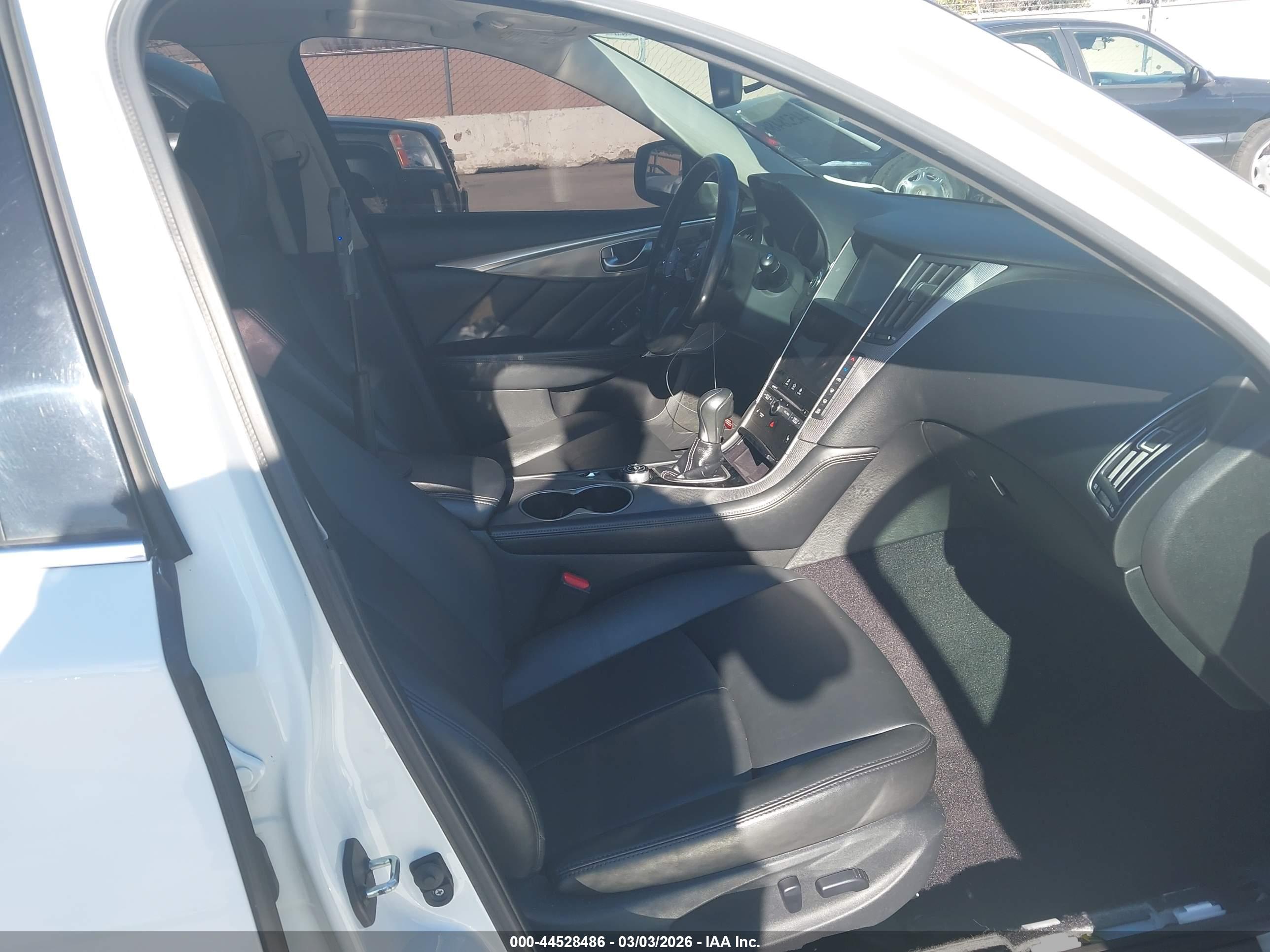INFINITI Q50 image 5