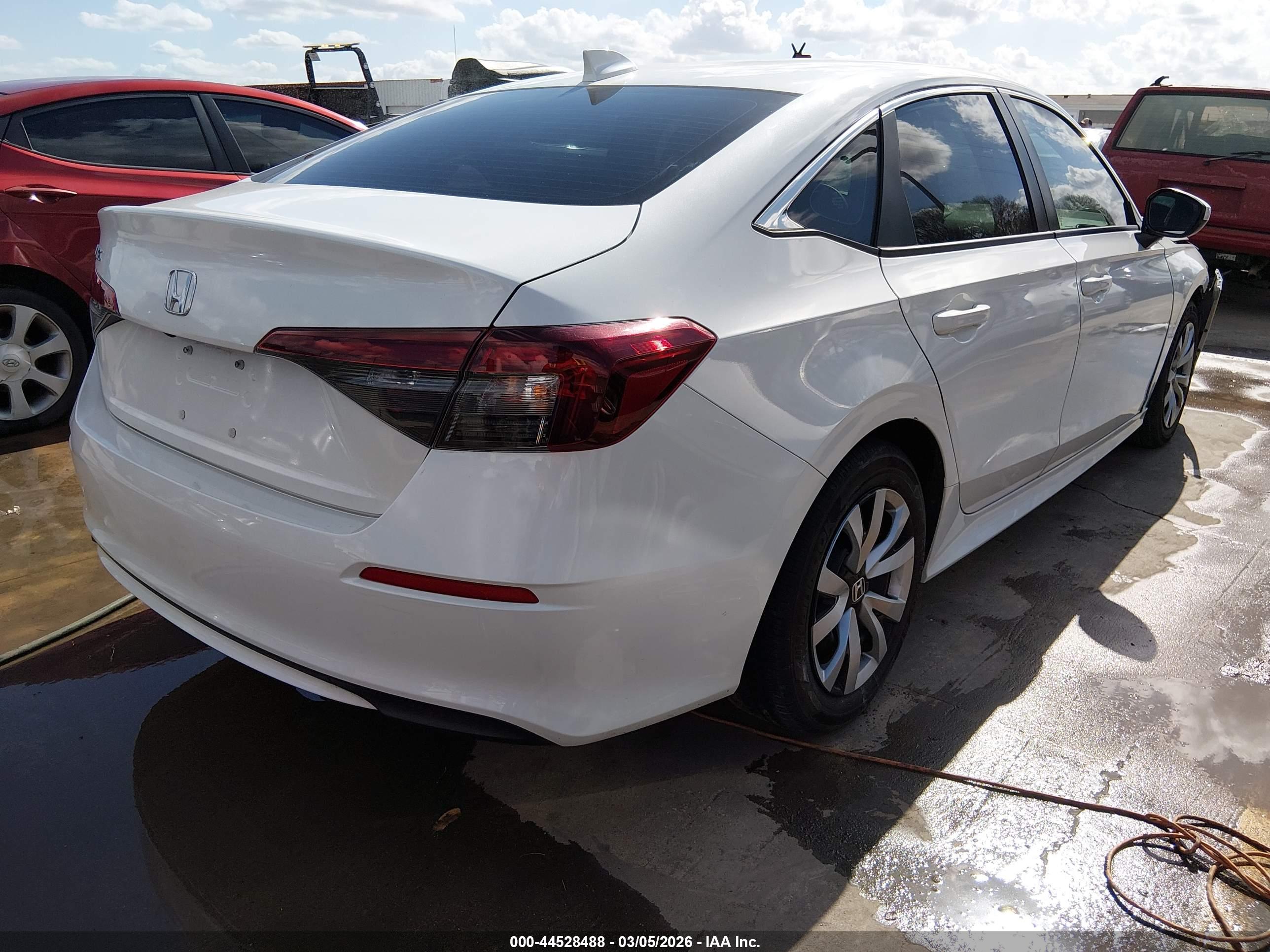 HONDA CIVIC image 4