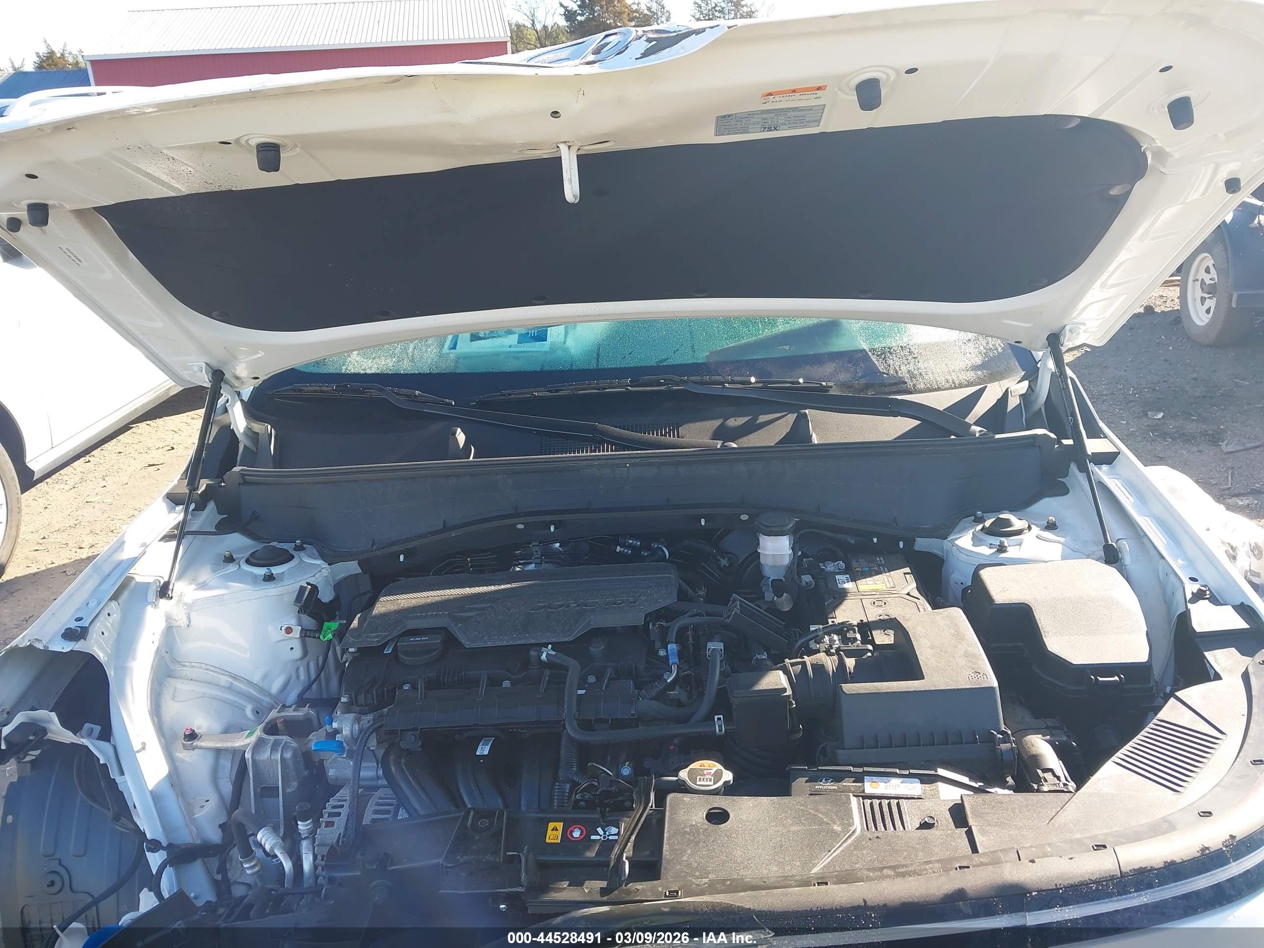 HYUNDAI KONA image 10