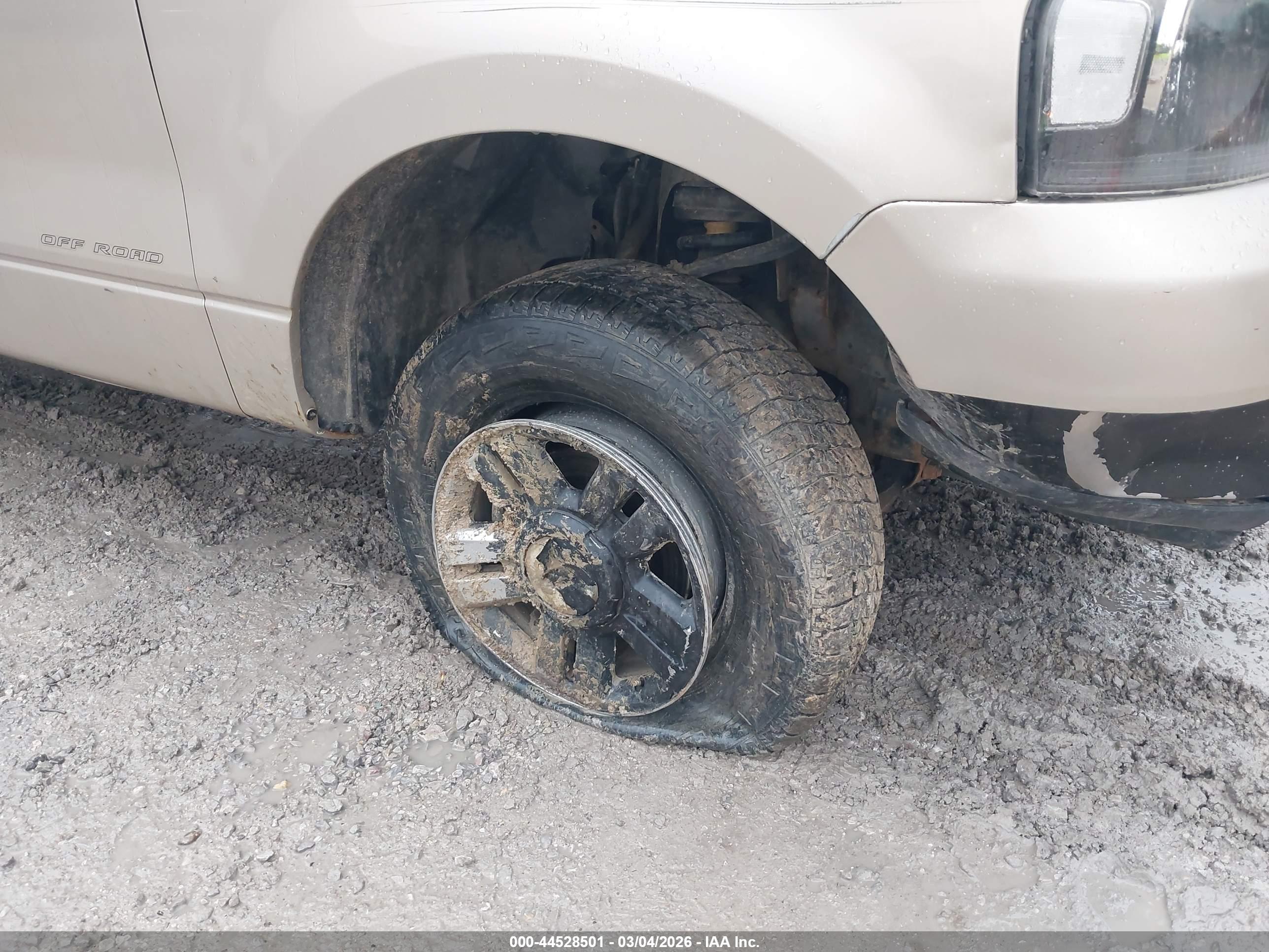 FORD F-150 image 6