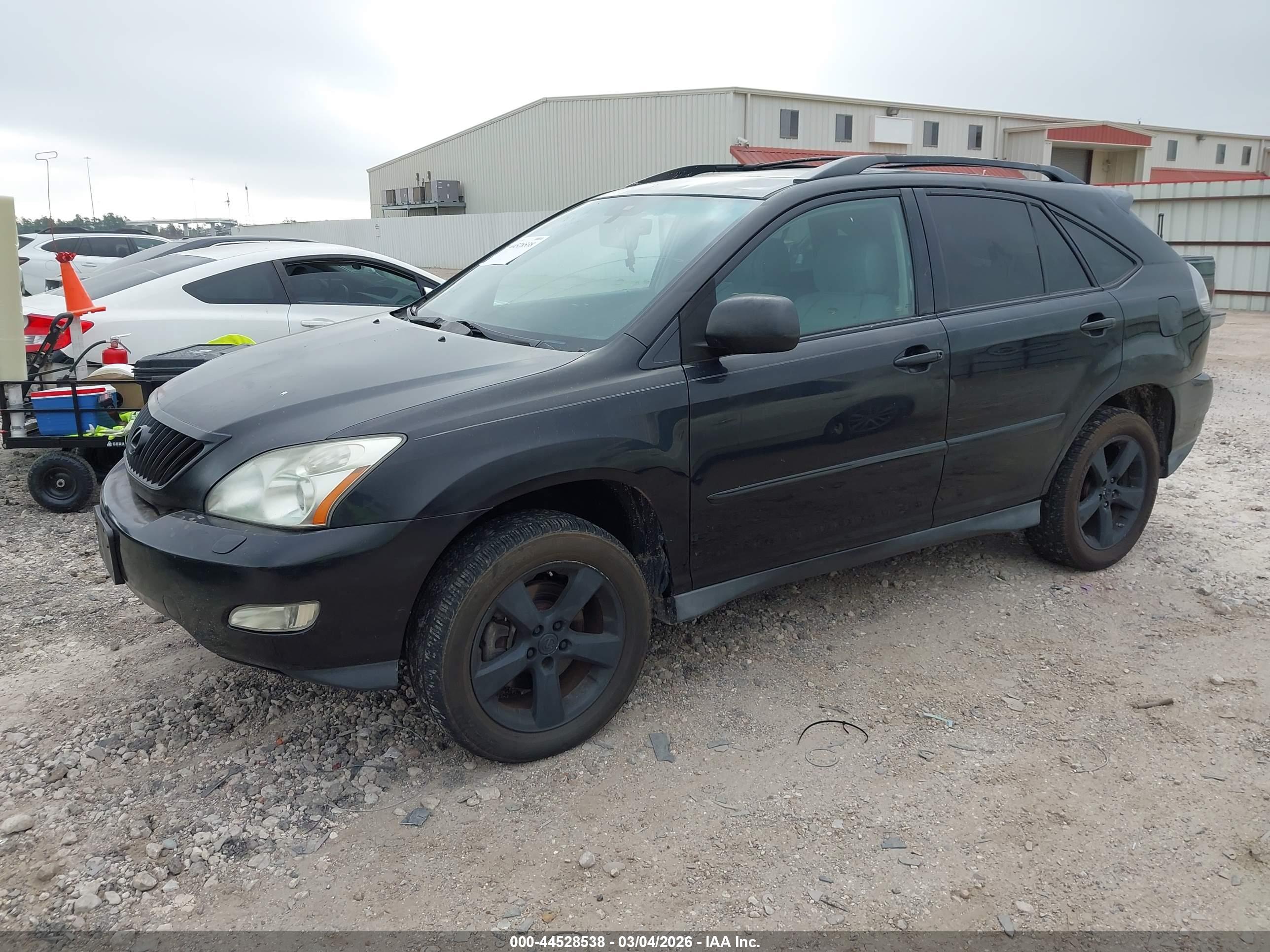 LEXUS RX image 2