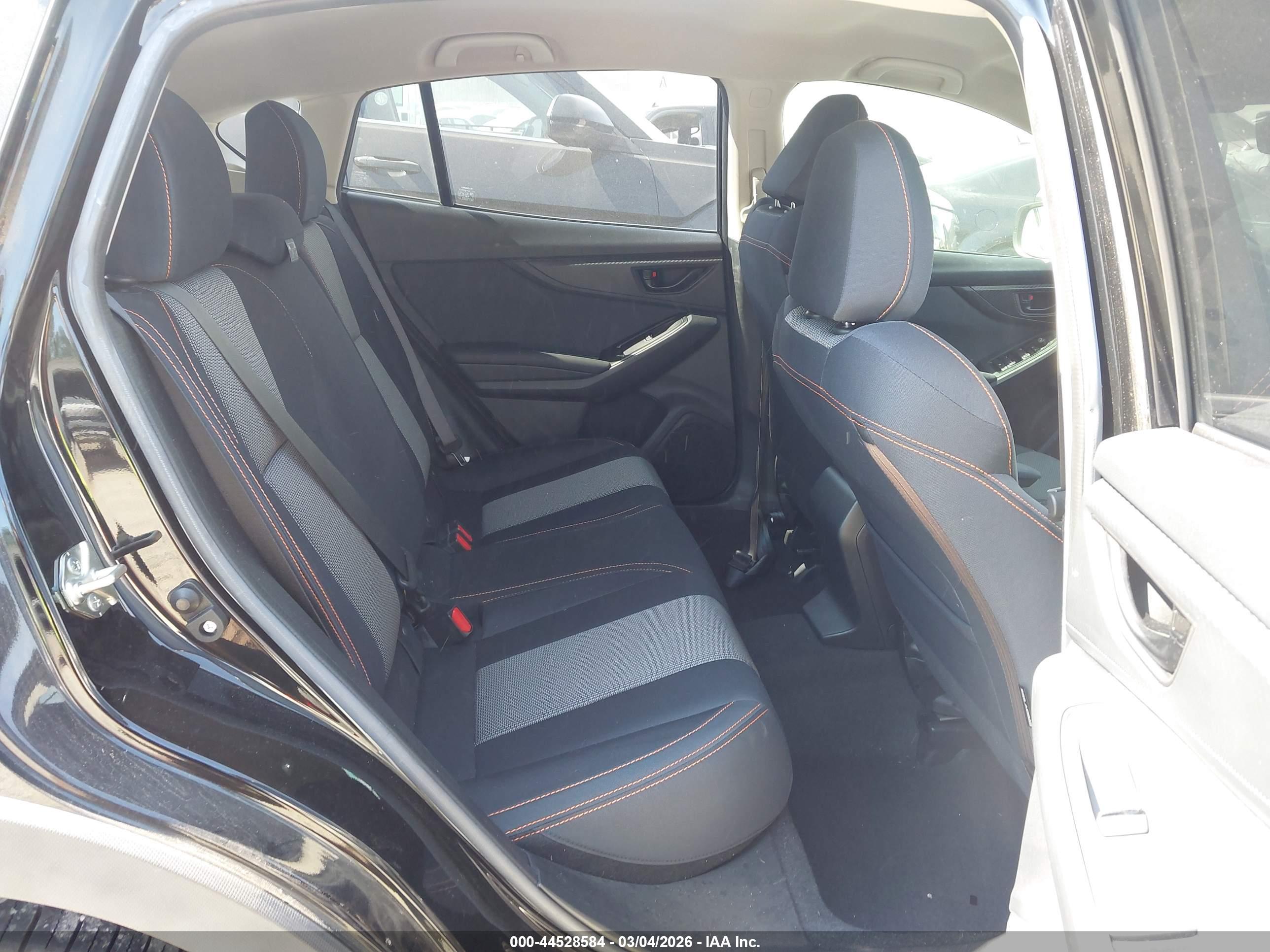 SUBARU CROSSTREK image 8