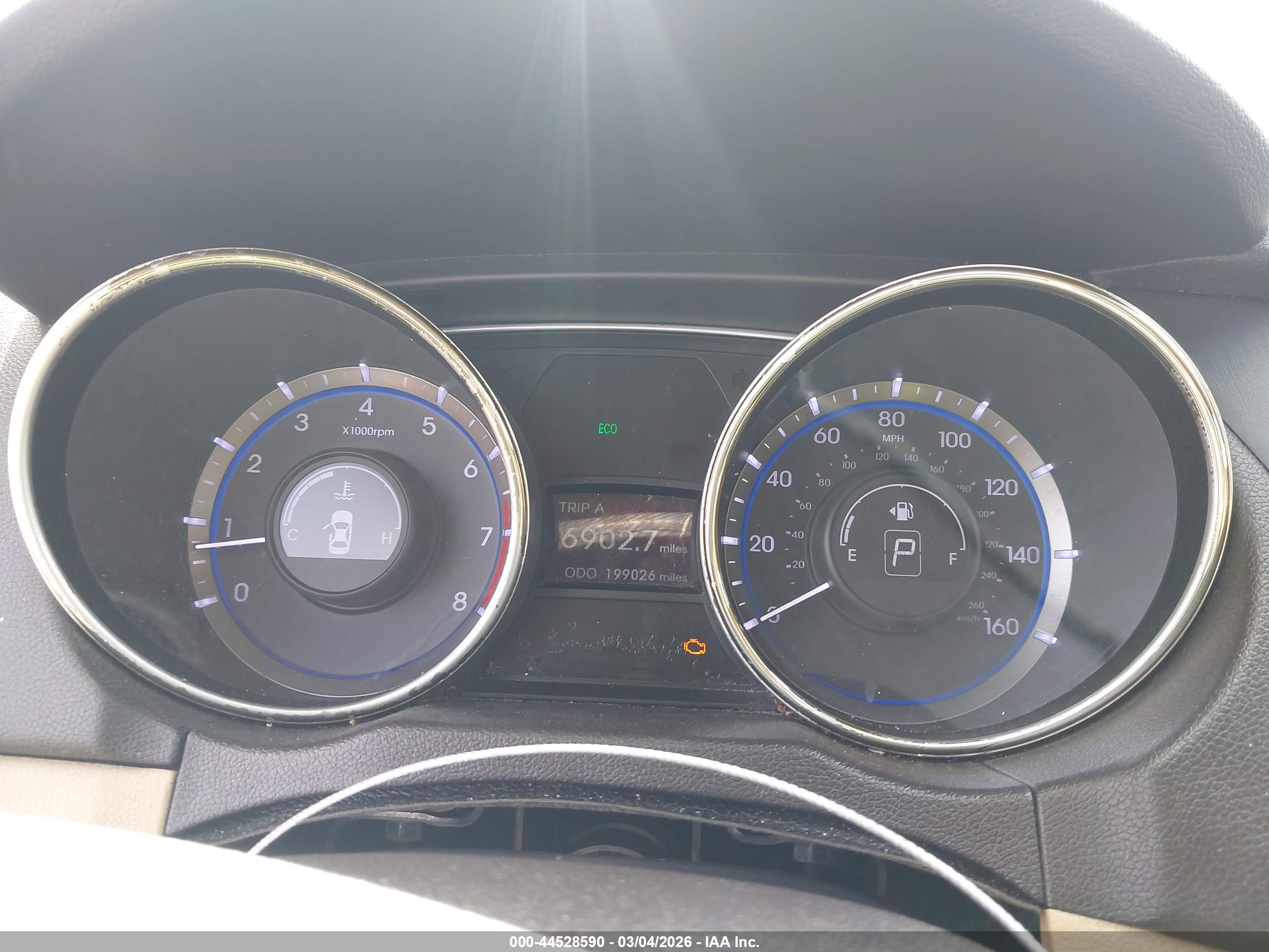 HYUNDAI SONATA image 7