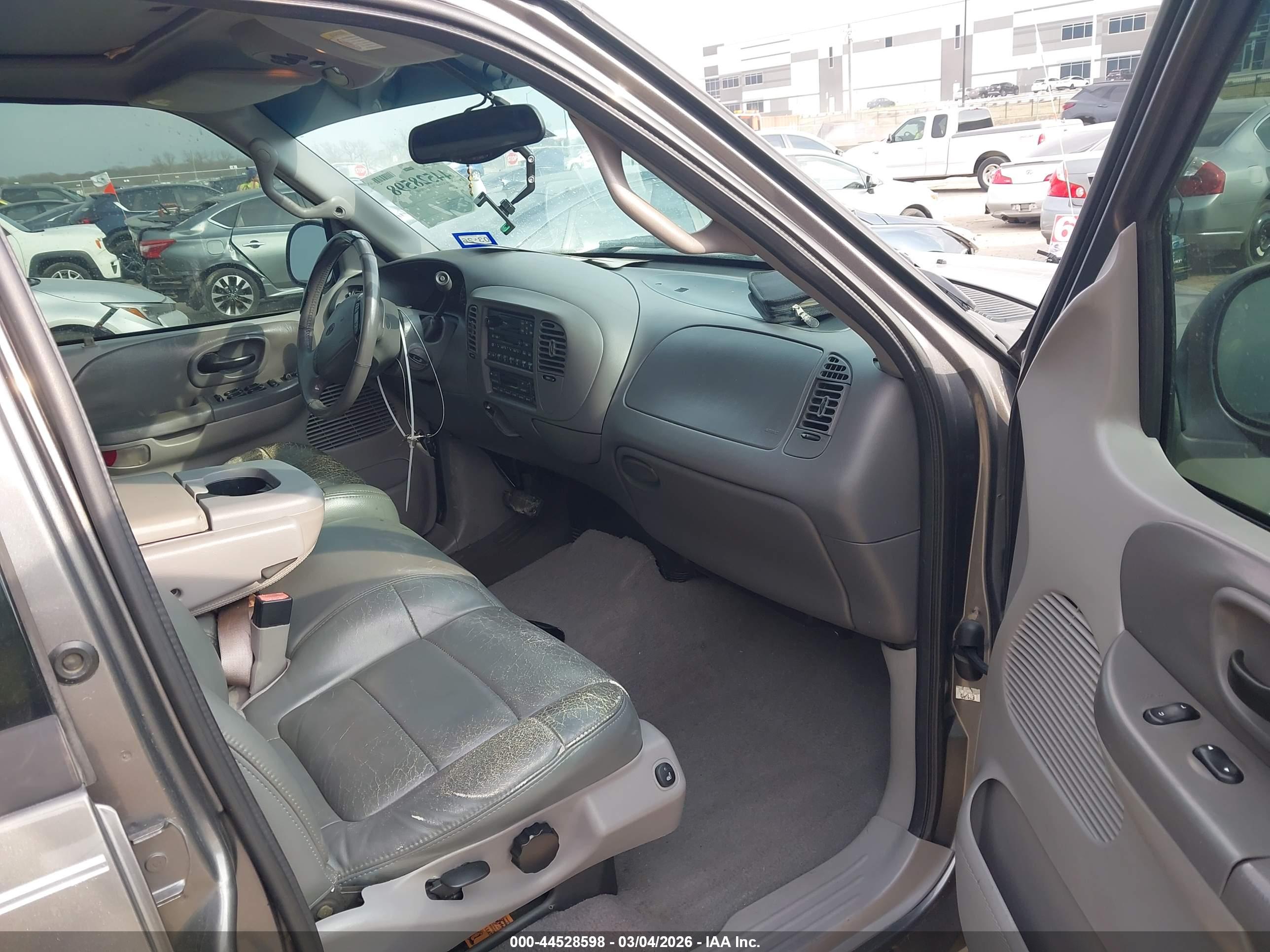 FORD F-150 image 5