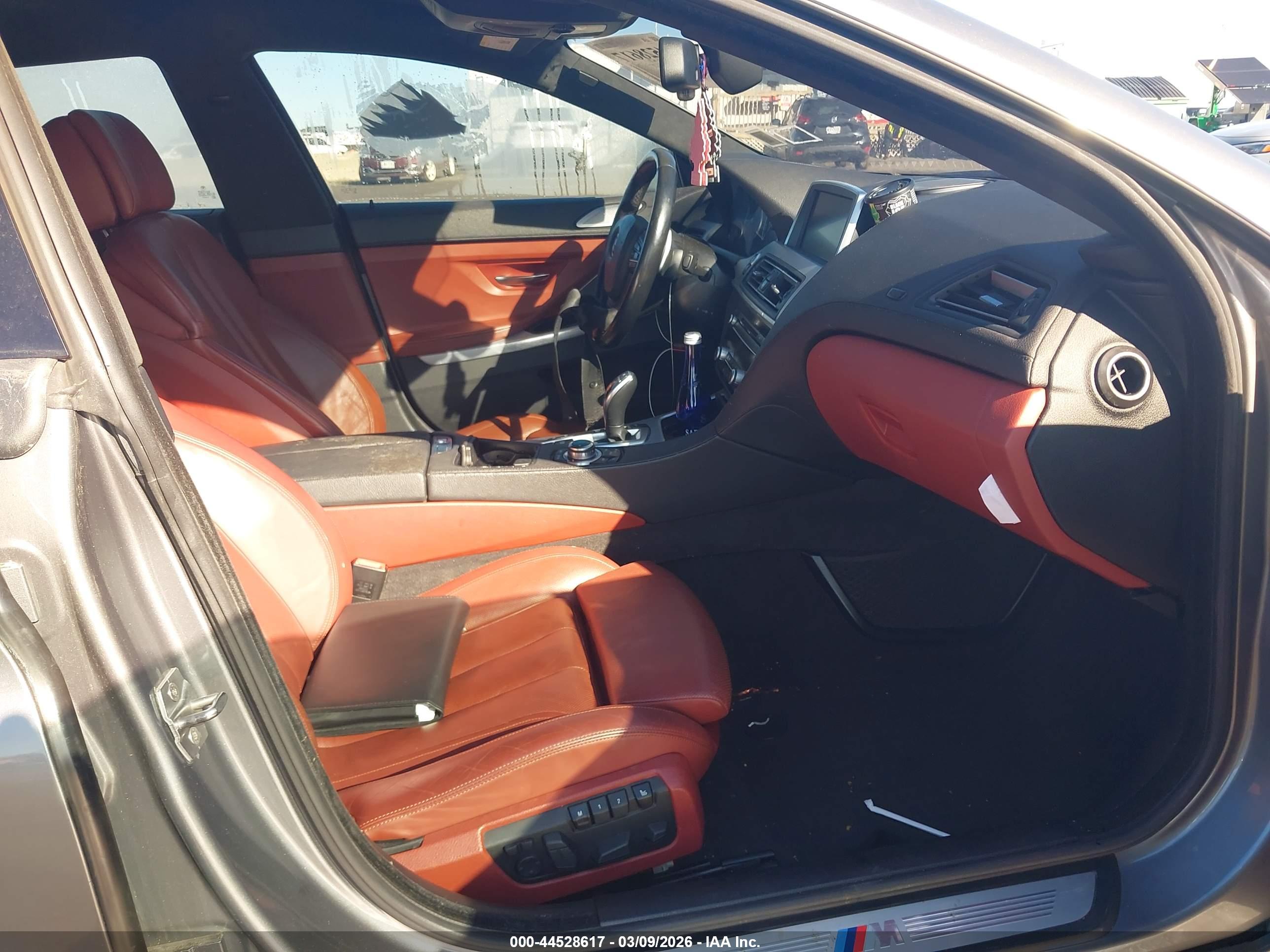 BMW 650I image 5