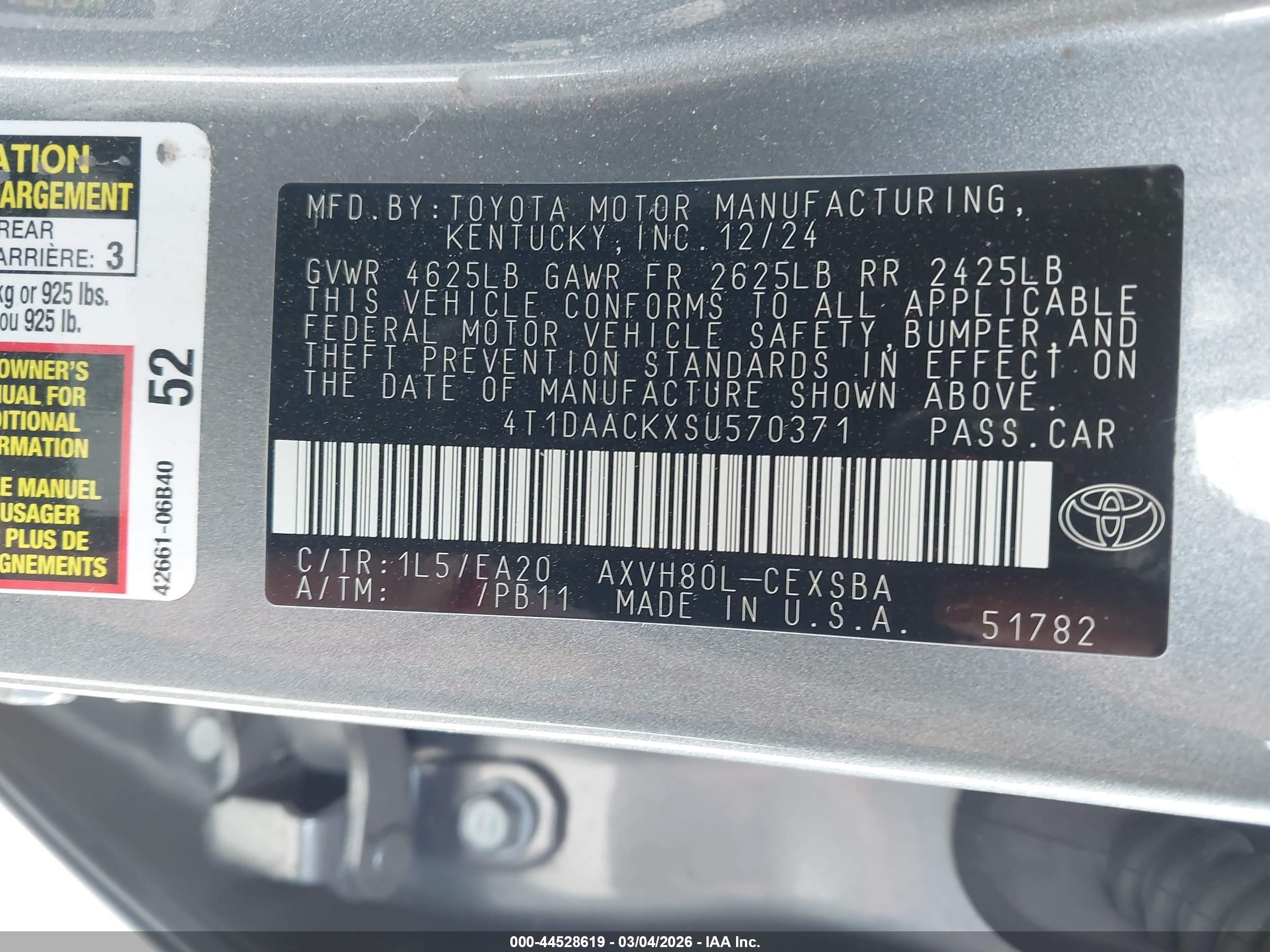 TOYOTA CAMRY image 9