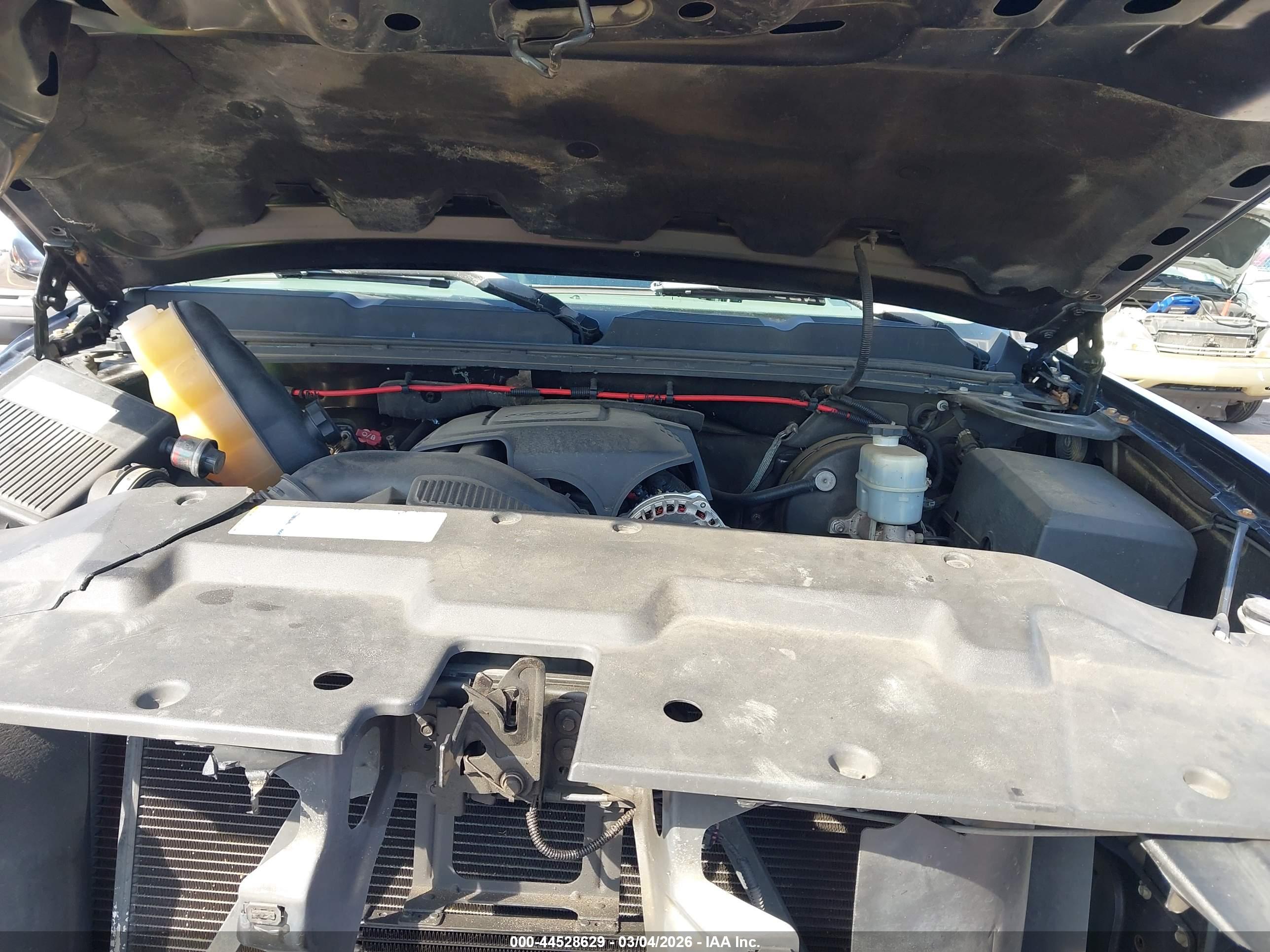 CHEVROLET SILVERADO image 10