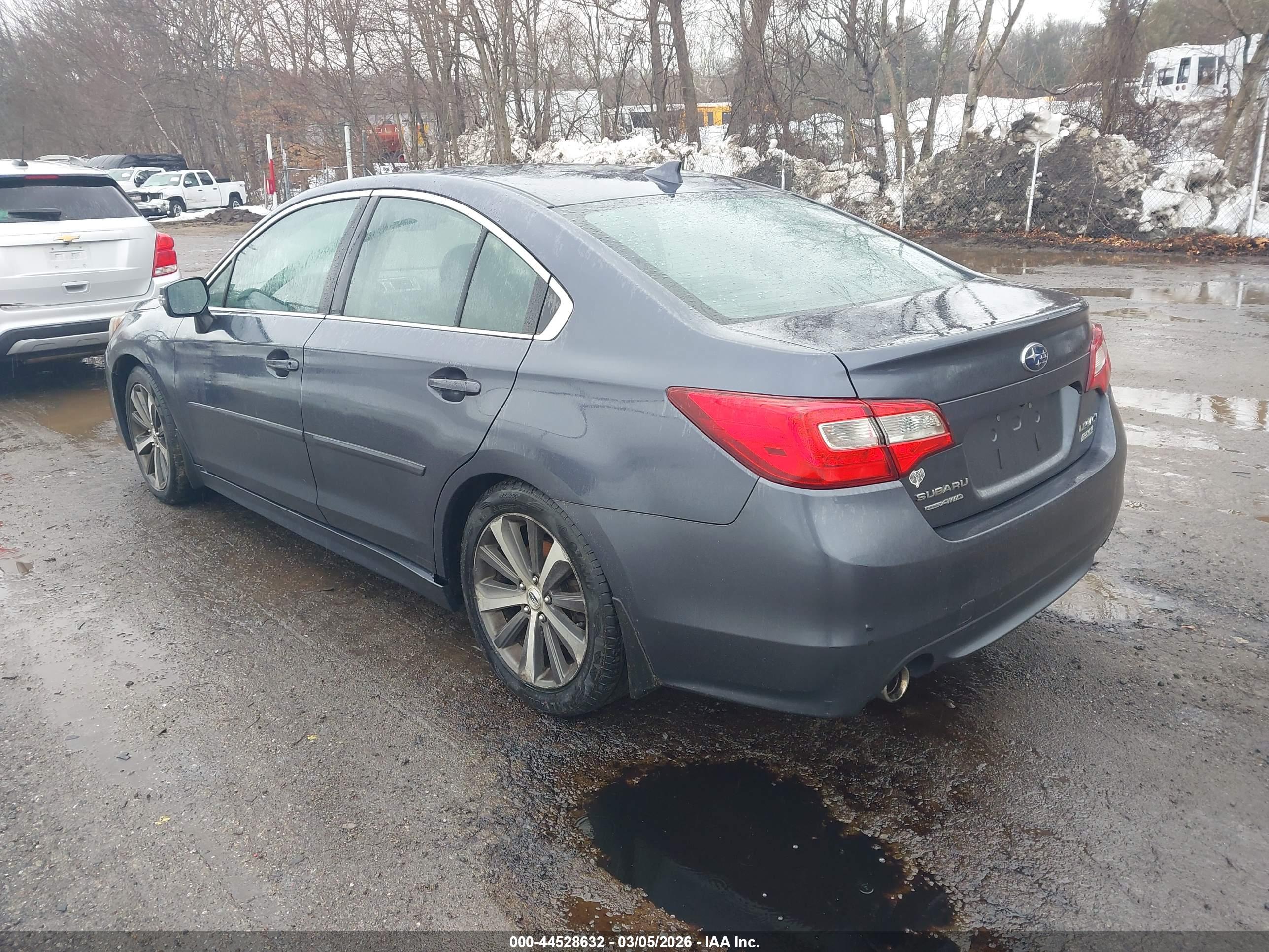 SUBARU LEGACY image 3