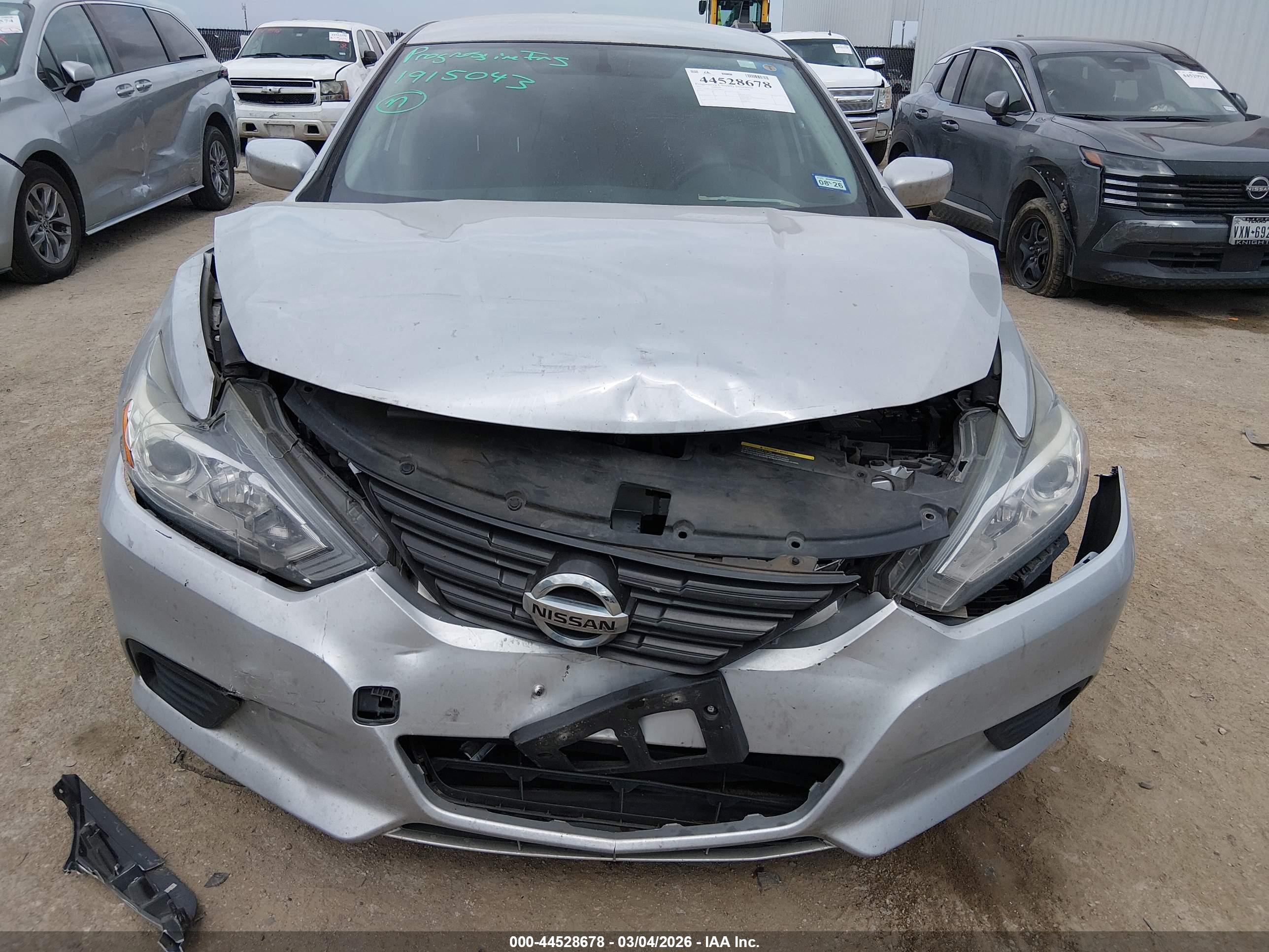 NISSAN ALTIMA image 6