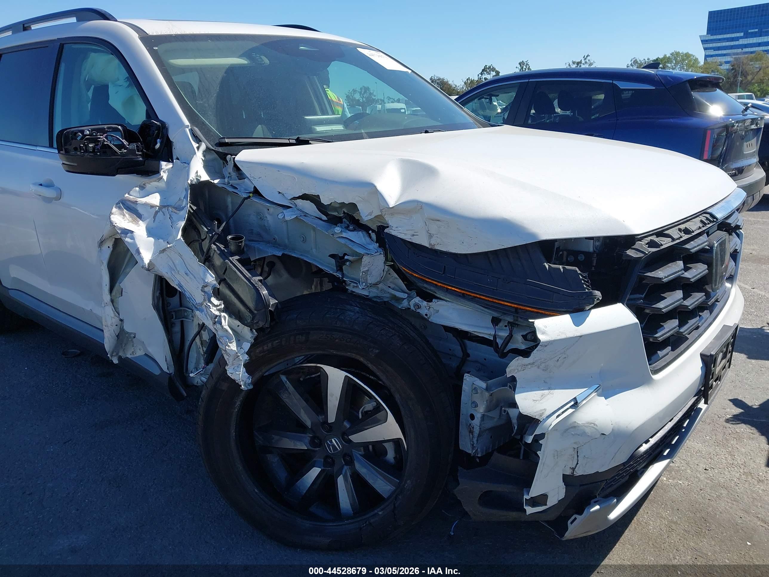 HONDA PILOT image 6