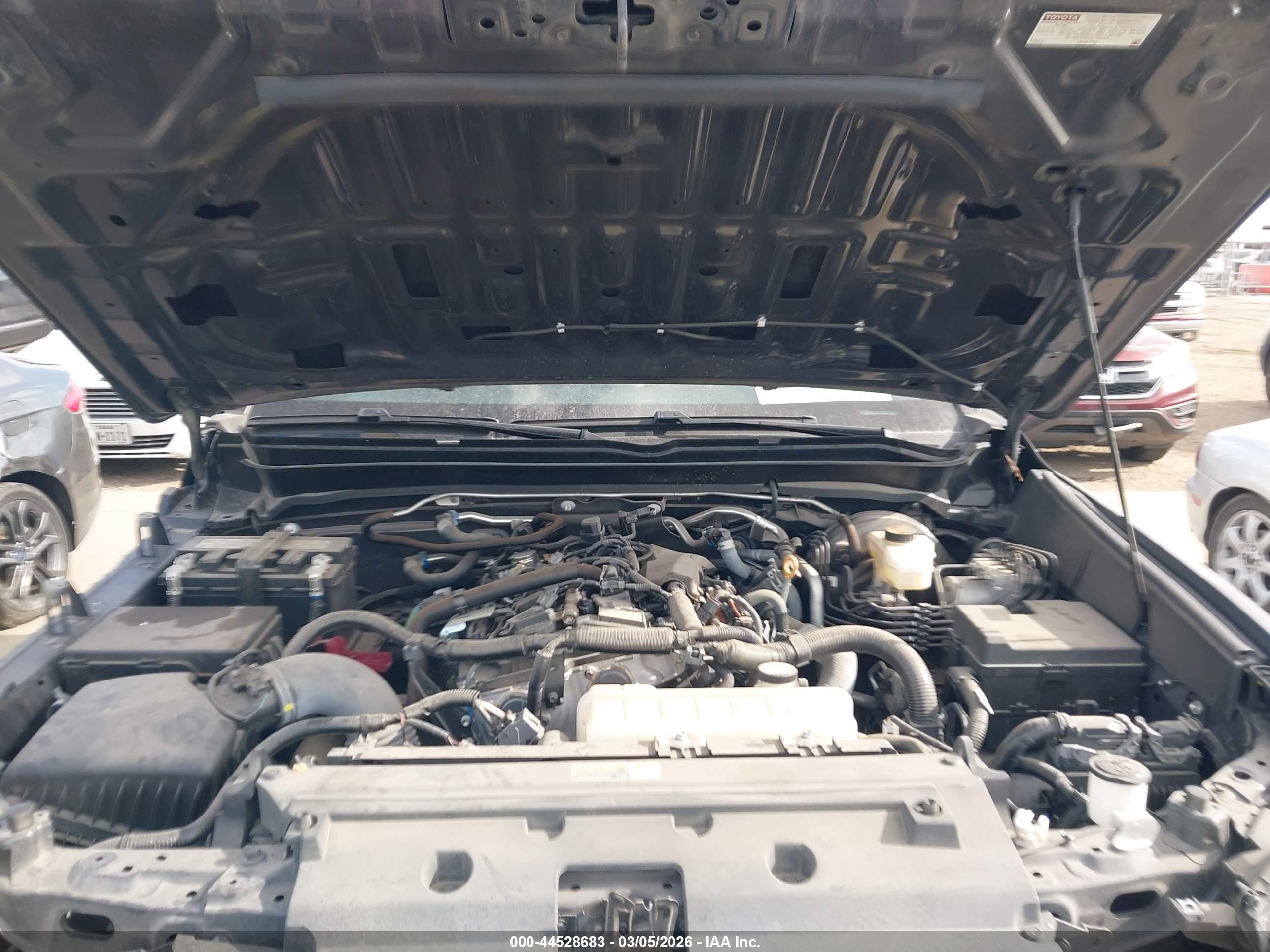 TOYOTA TACOMA image 10