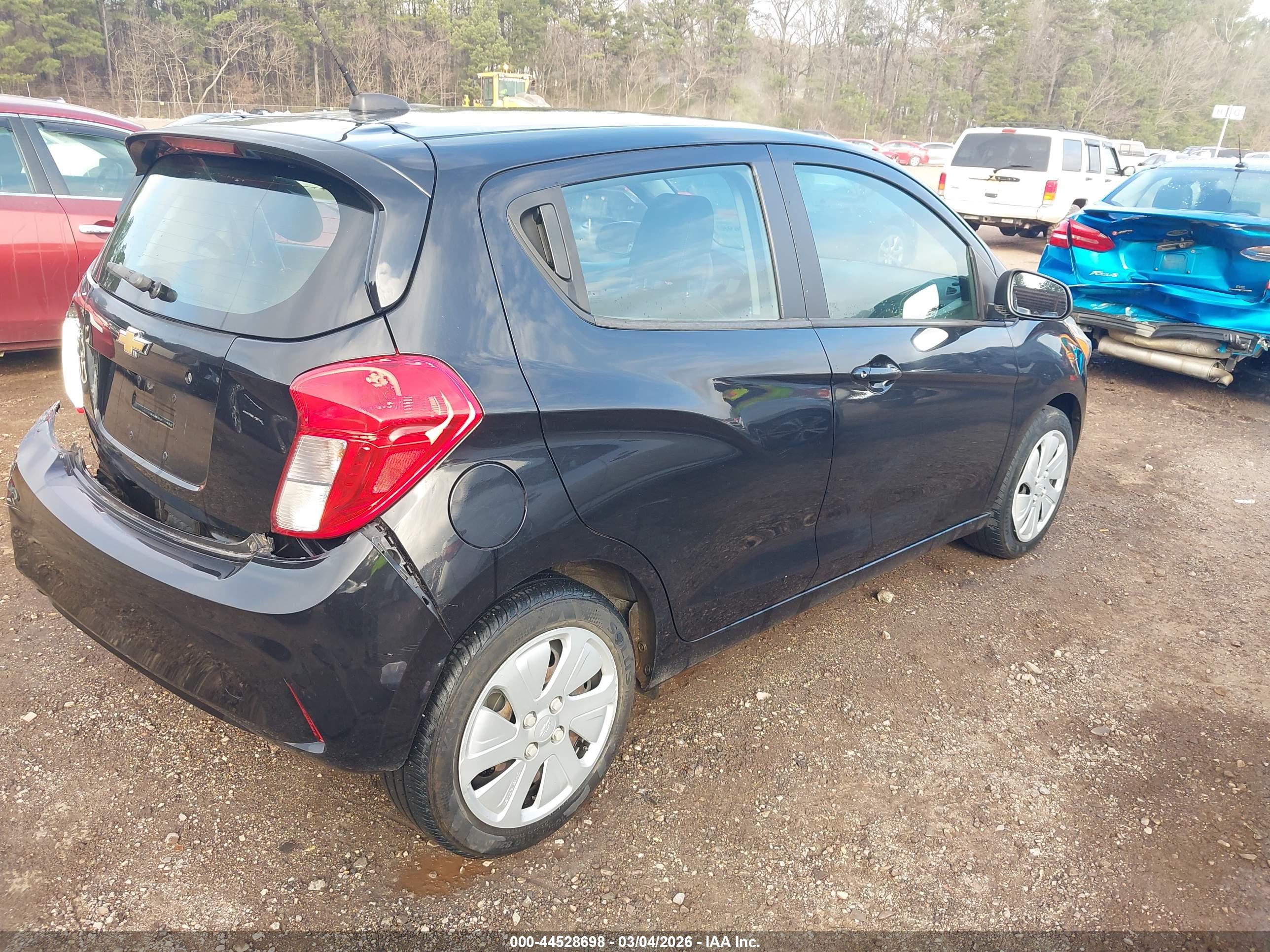 CHEVROLET SPARK image 4