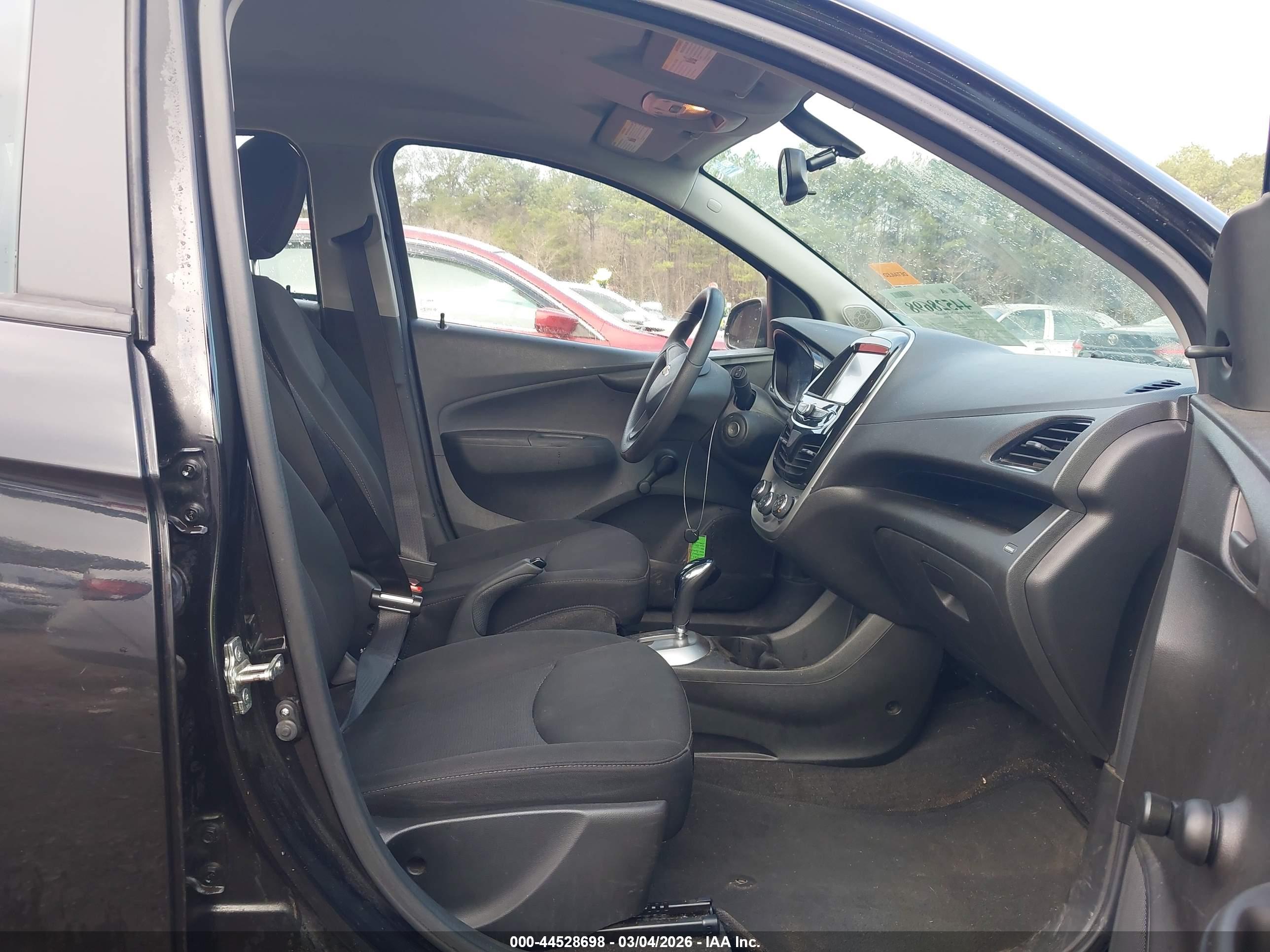CHEVROLET SPARK image 5