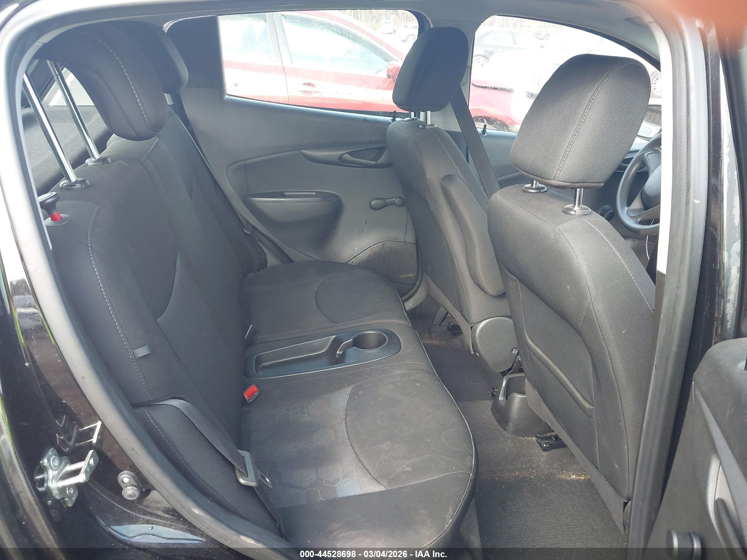 CHEVROLET SPARK image 8
