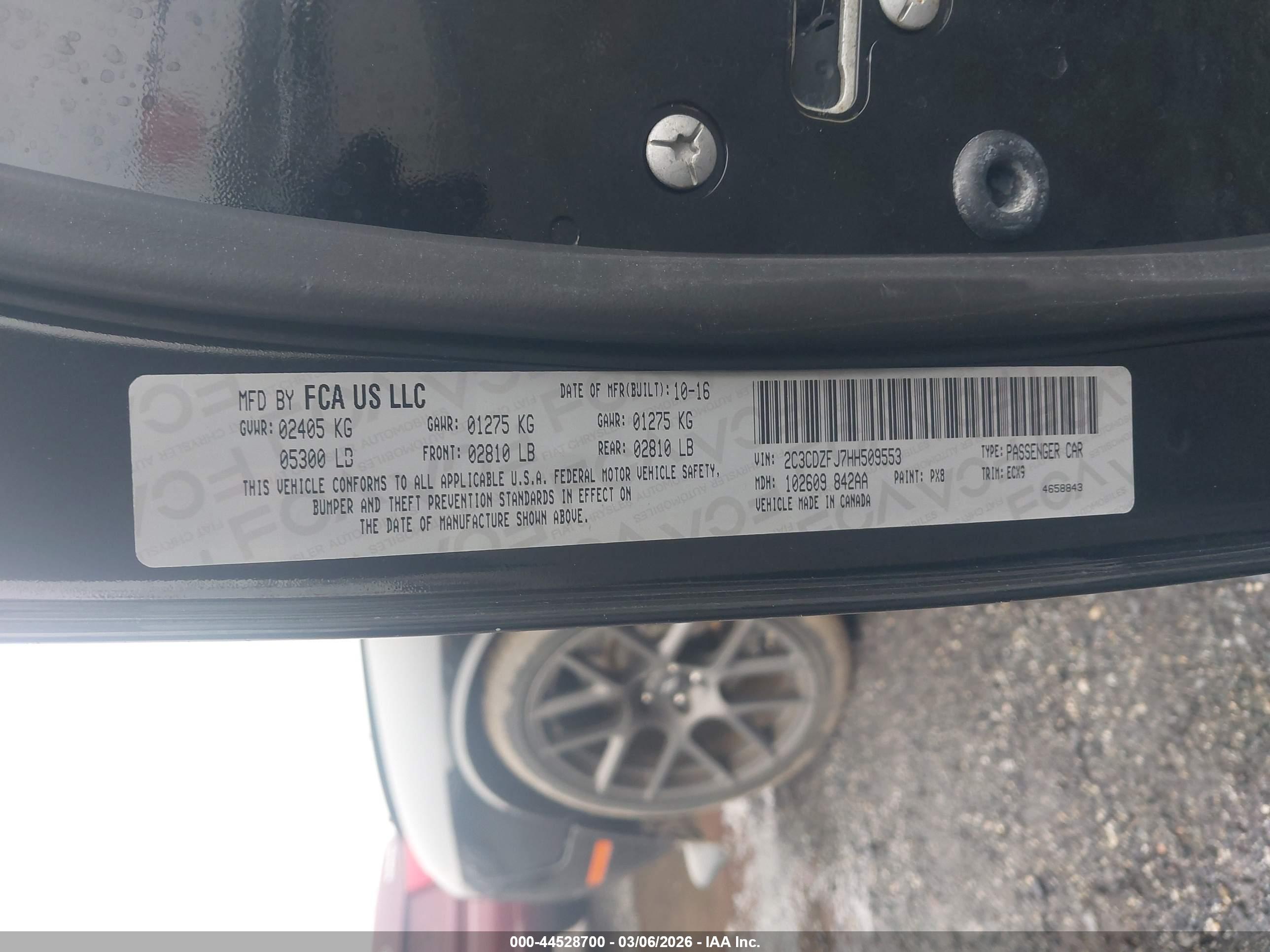 DODGE CHALLENGER image 9