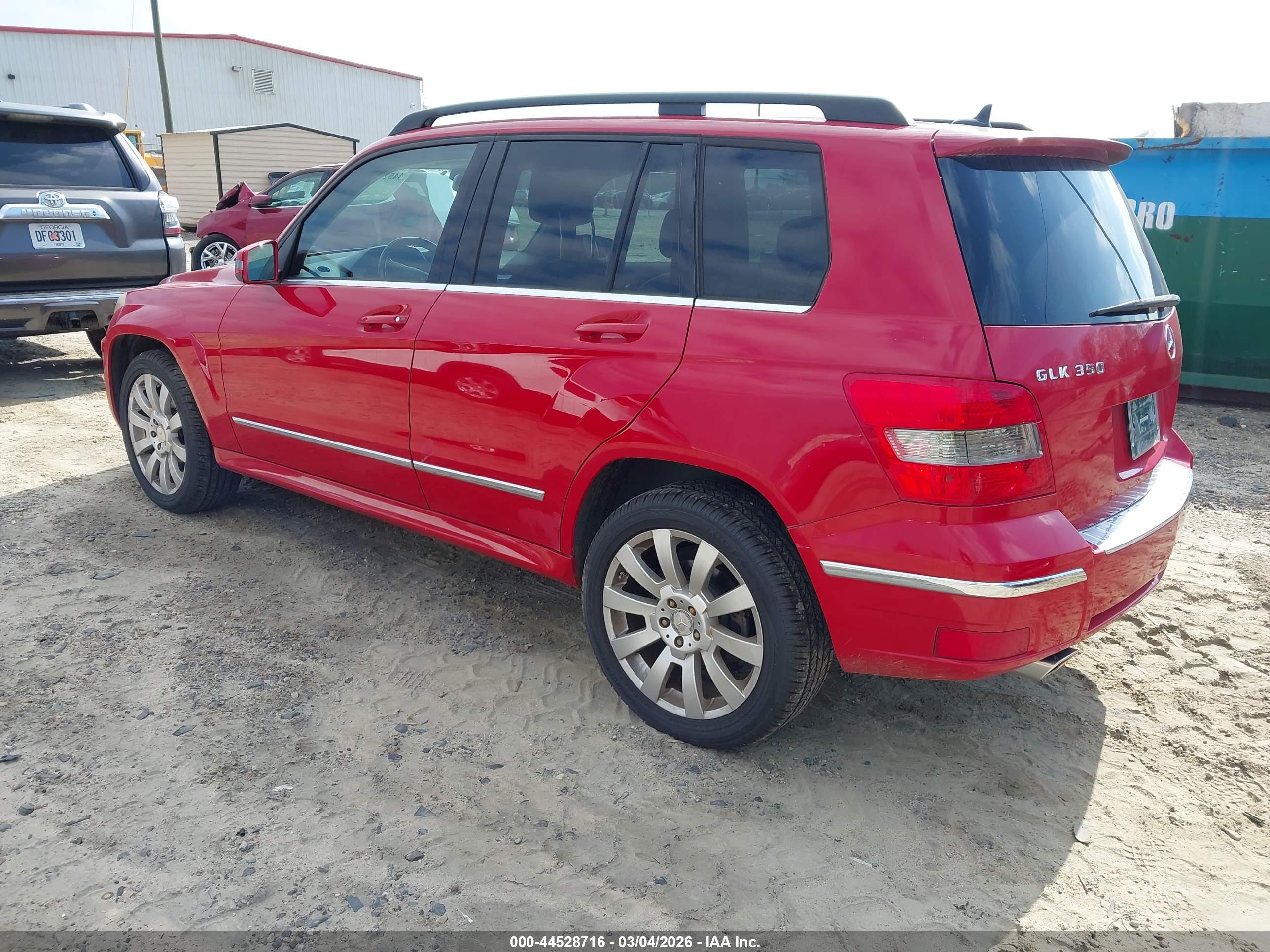 MERCEDES-BENZ GLK image 3