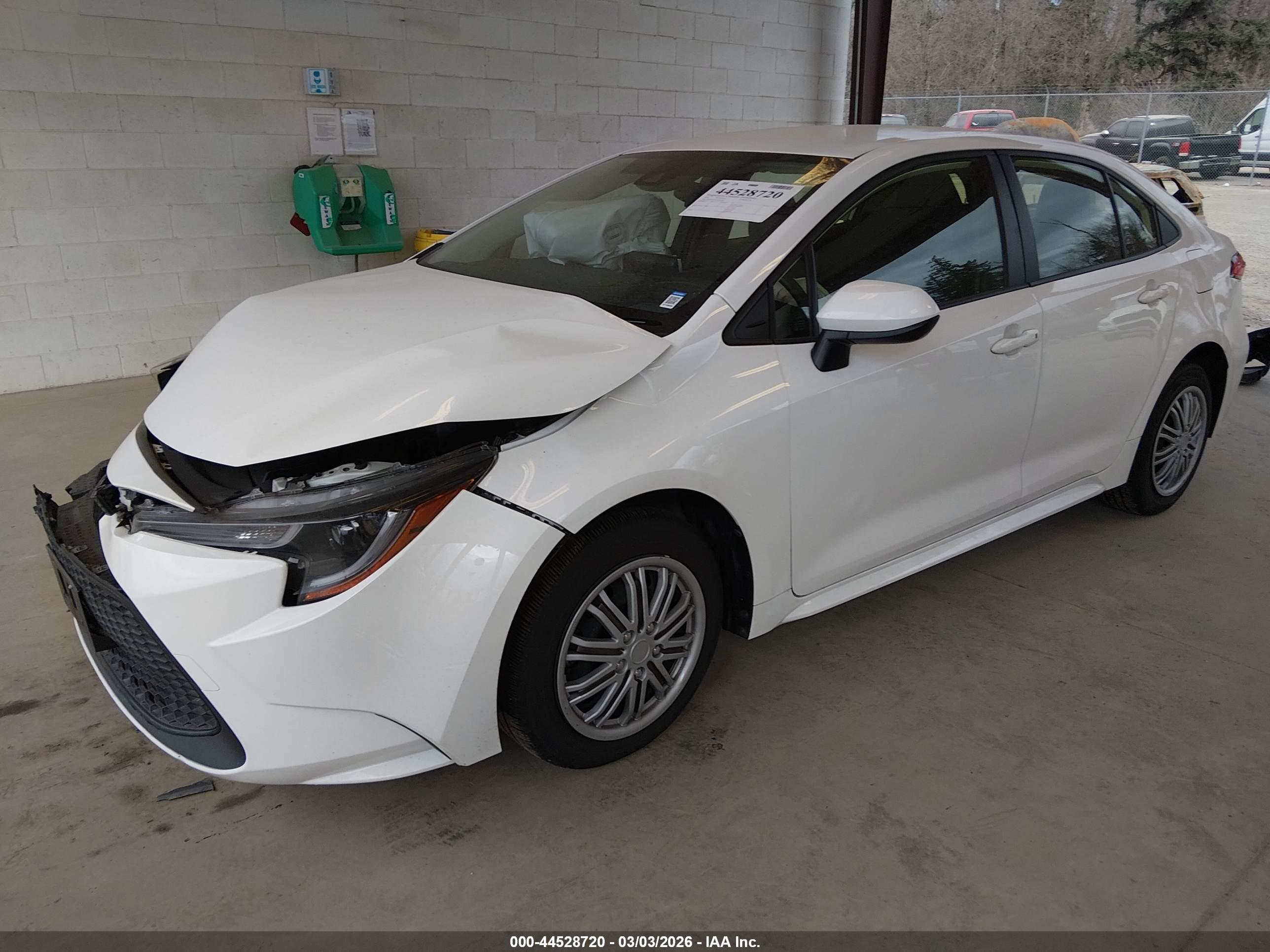 TOYOTA COROLLA image 2