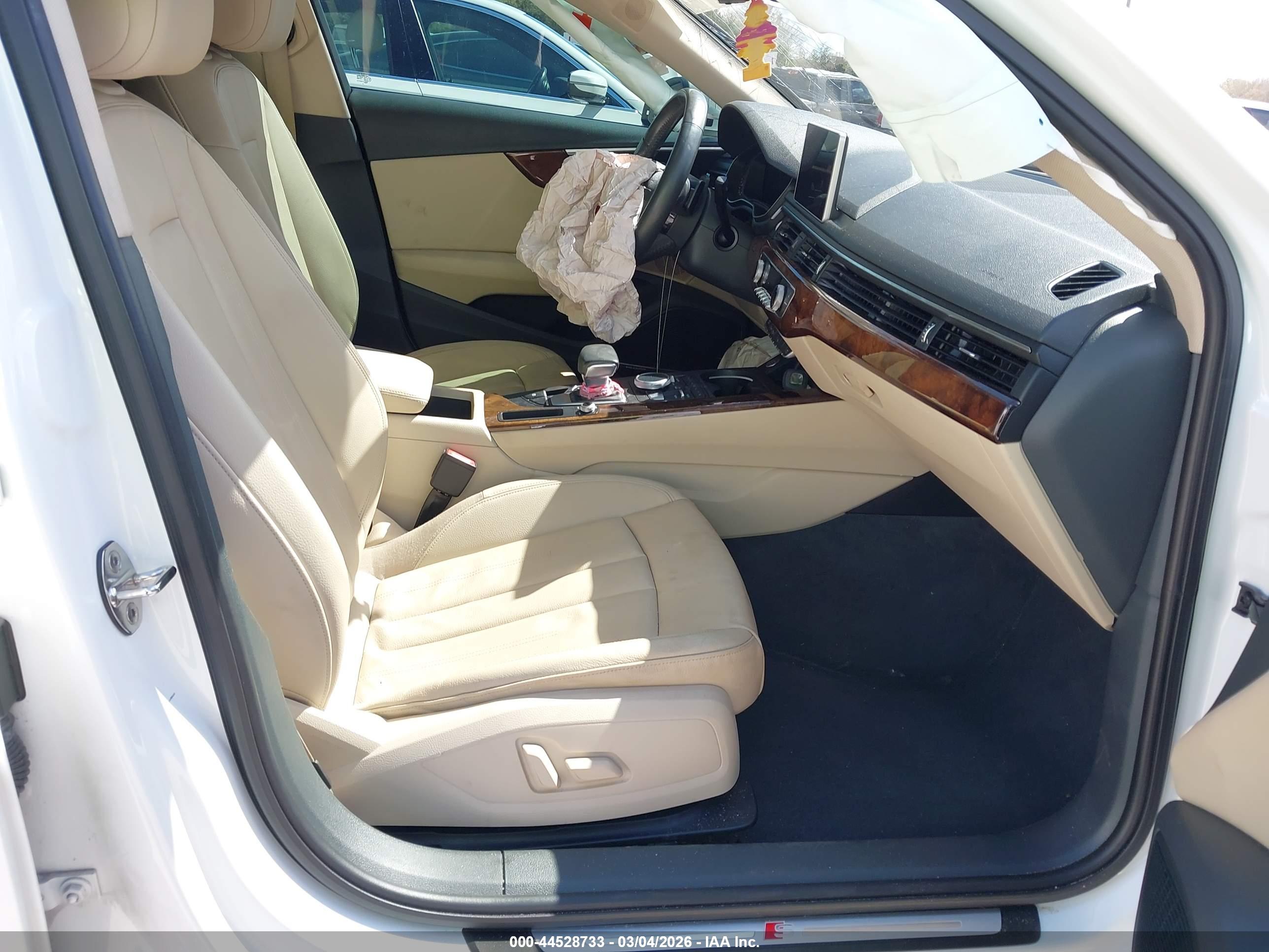 AUDI A4 image 5