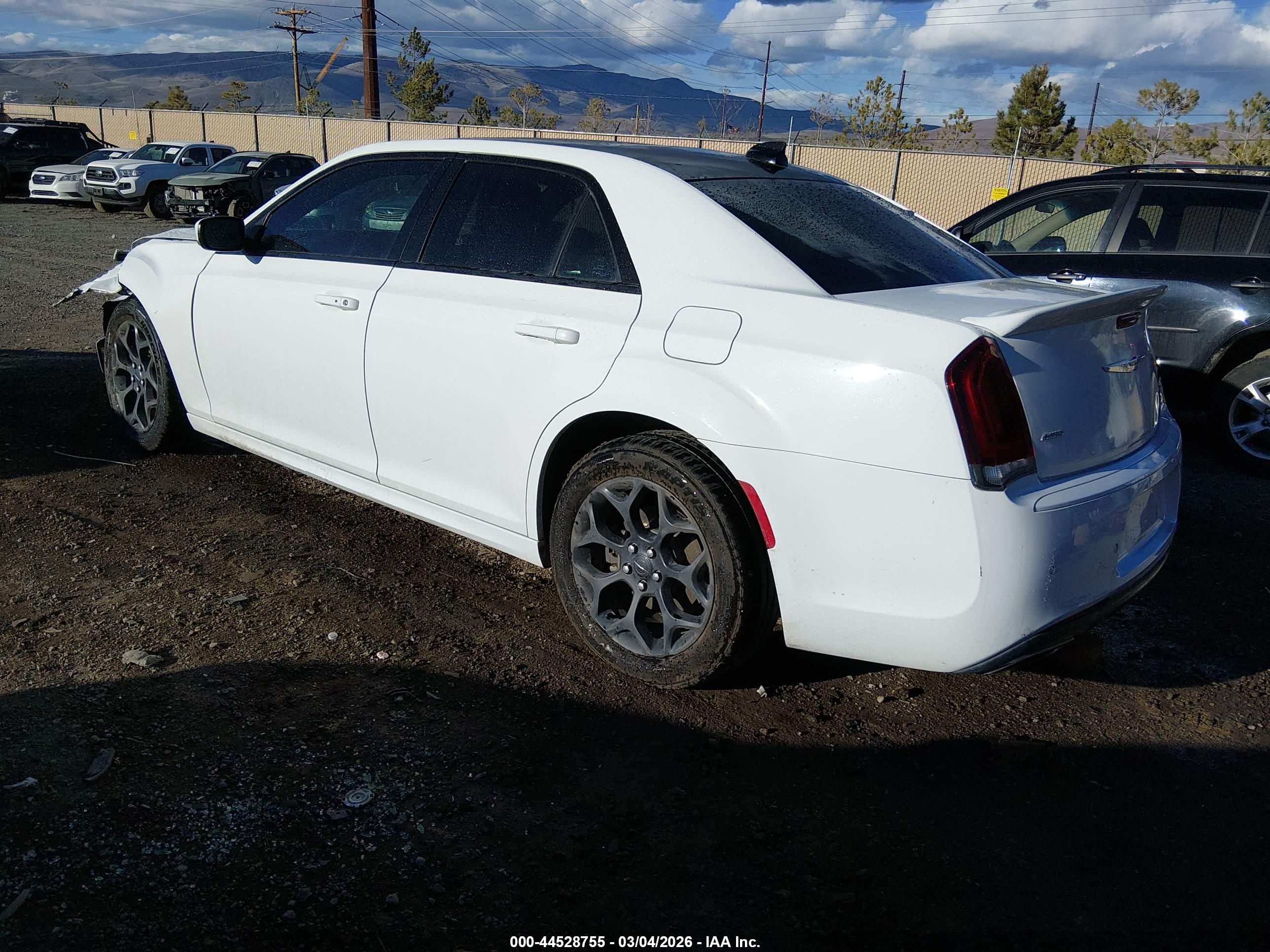 CHRYSLER 300 image 3