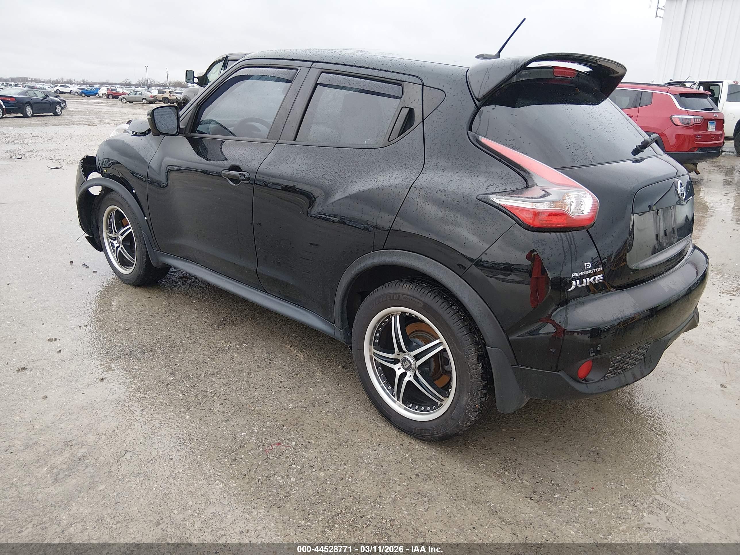 NISSAN JUKE image 3
