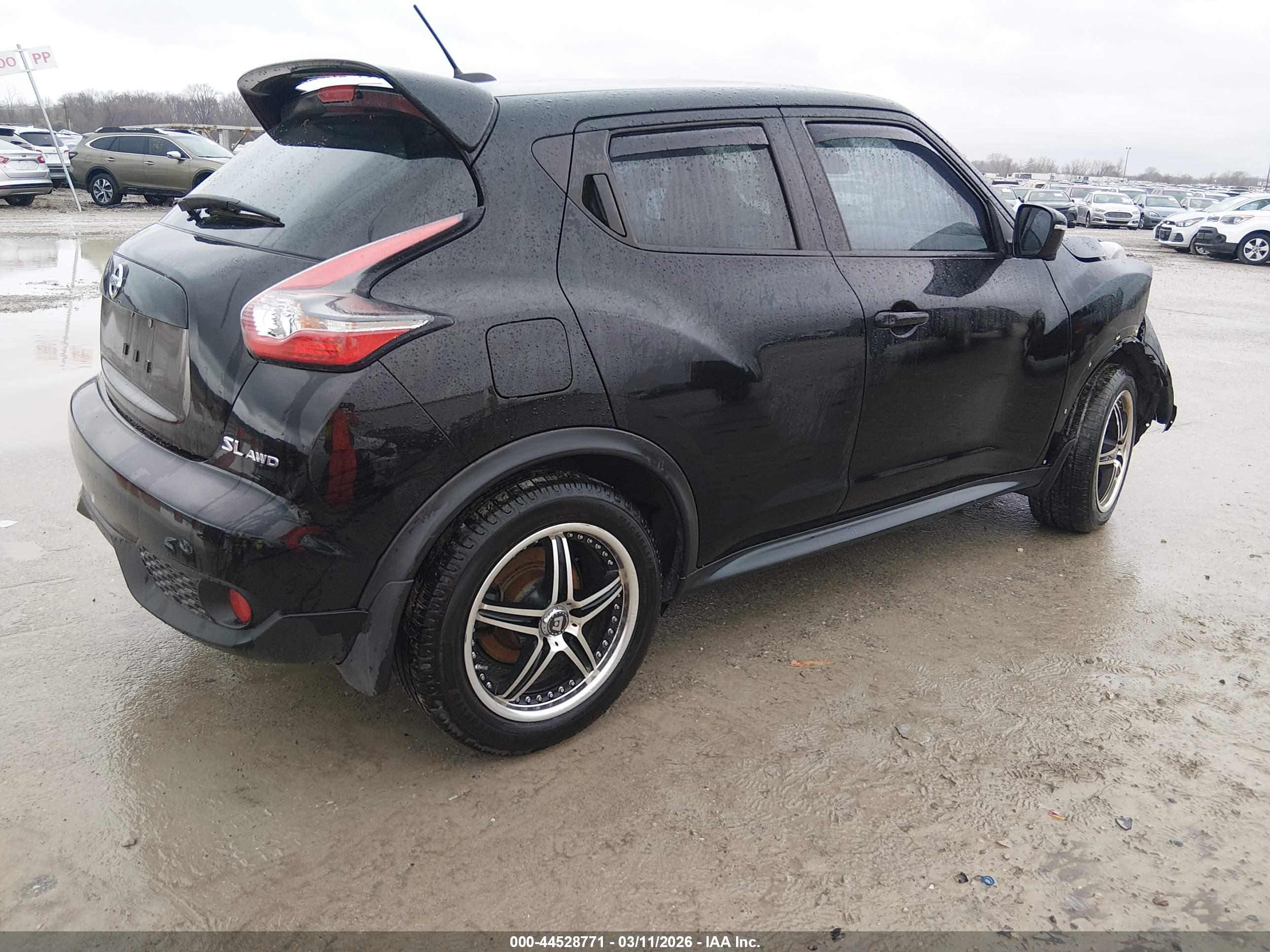 NISSAN JUKE image 4
