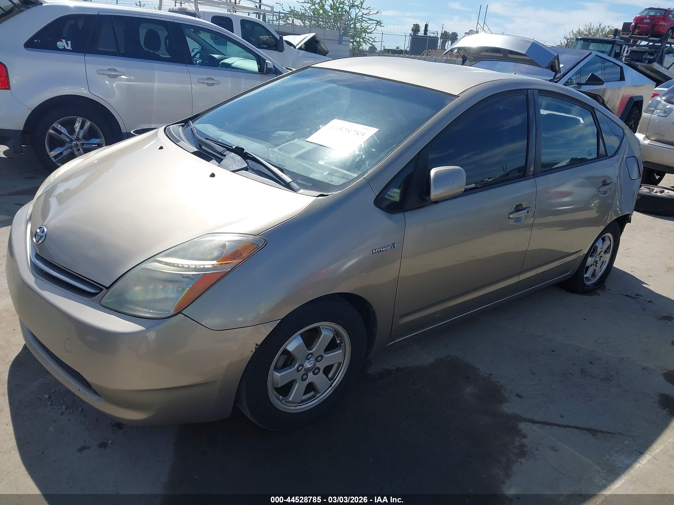 TOYOTA PRIUS image 2