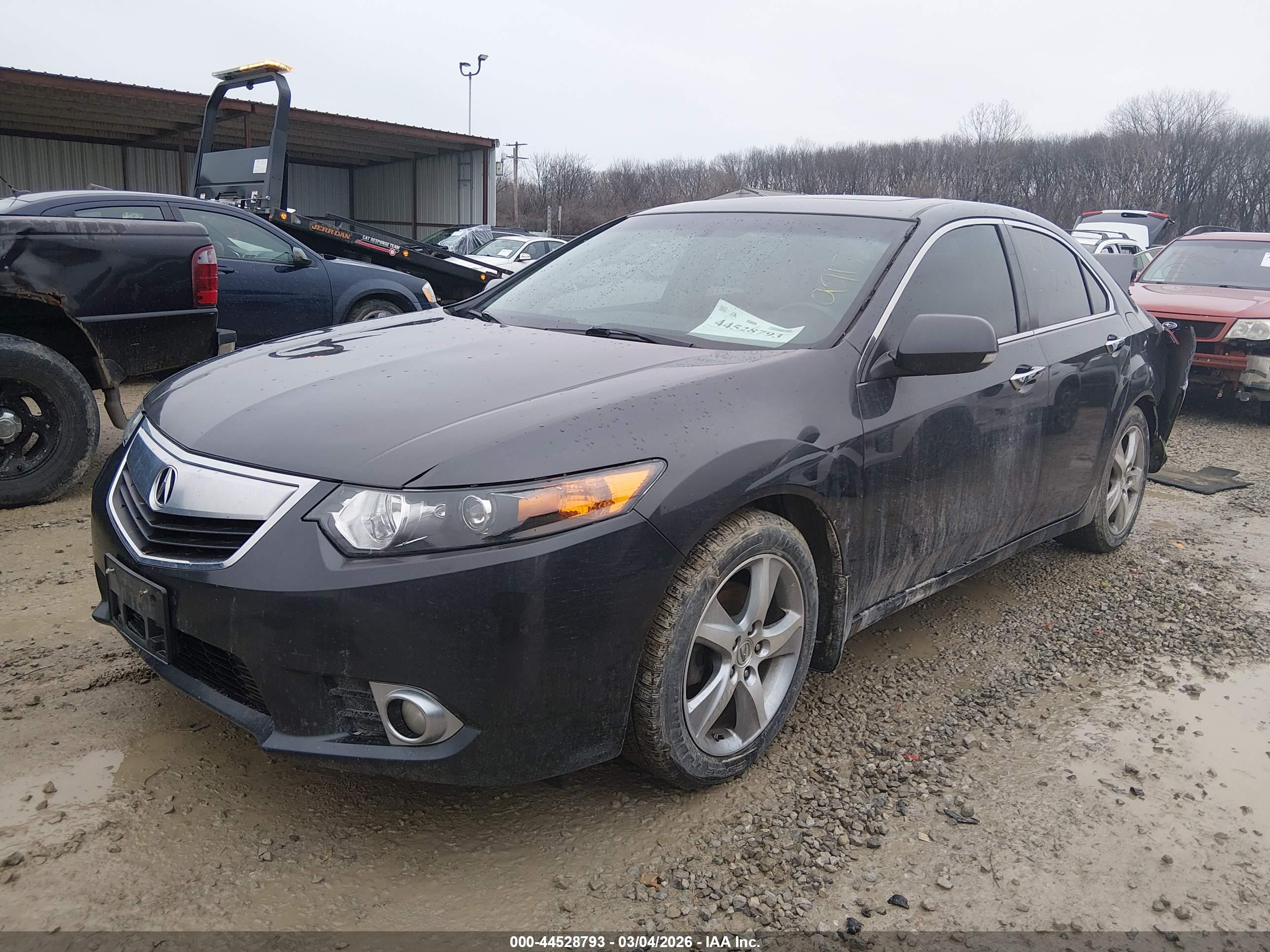 ACURA TSX image 2
