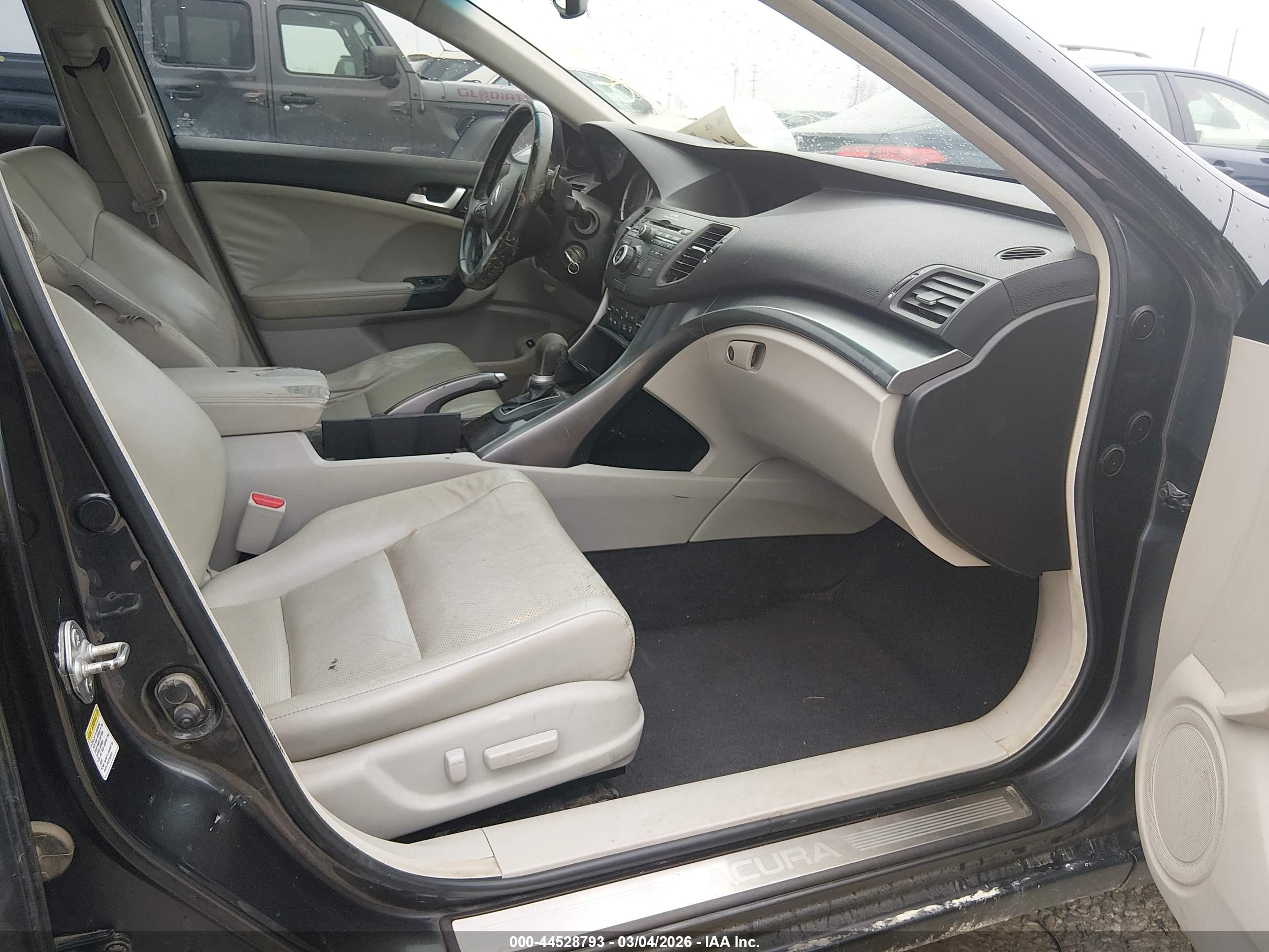ACURA TSX image 5