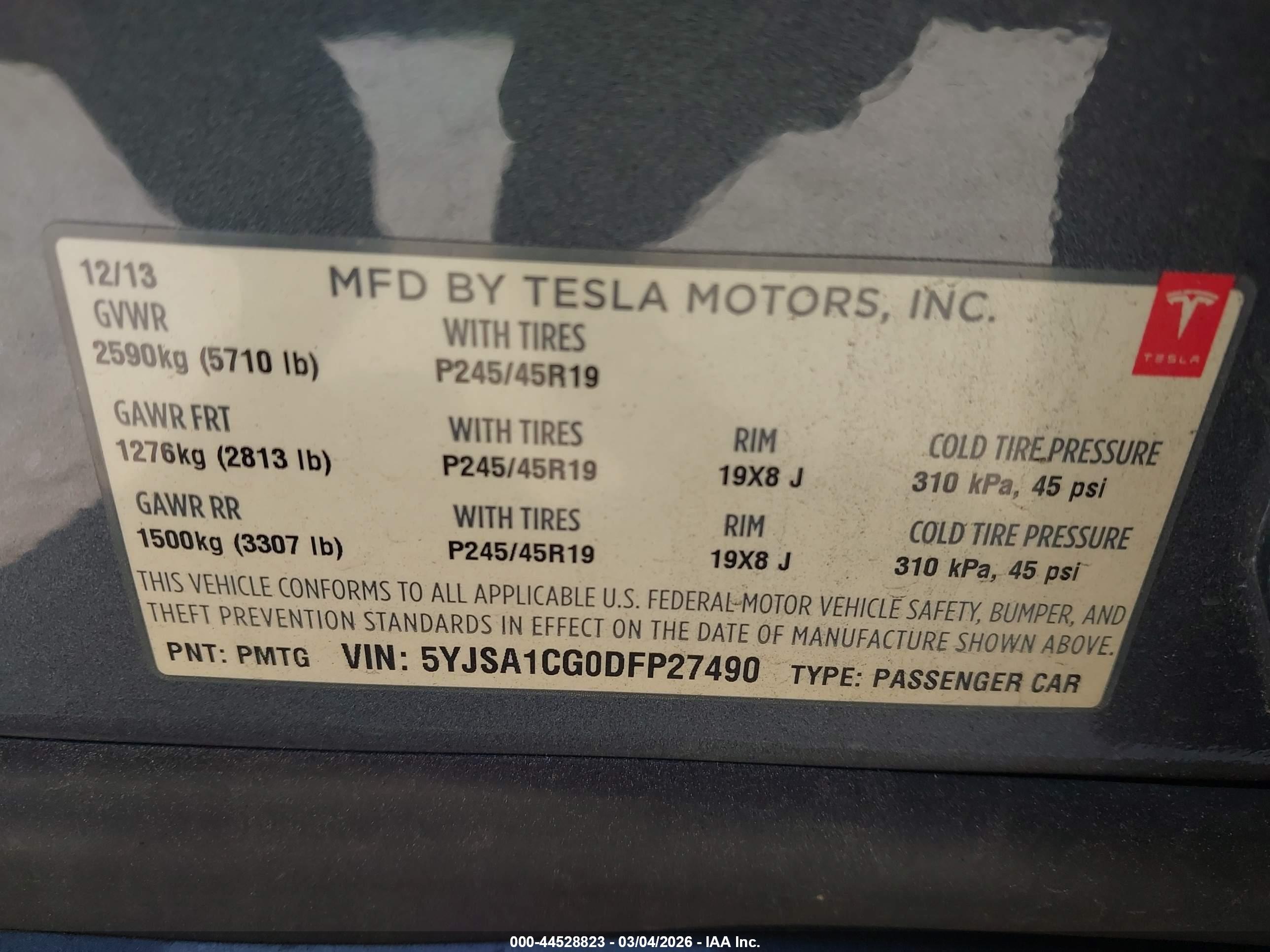 TESLA MODEL image 9