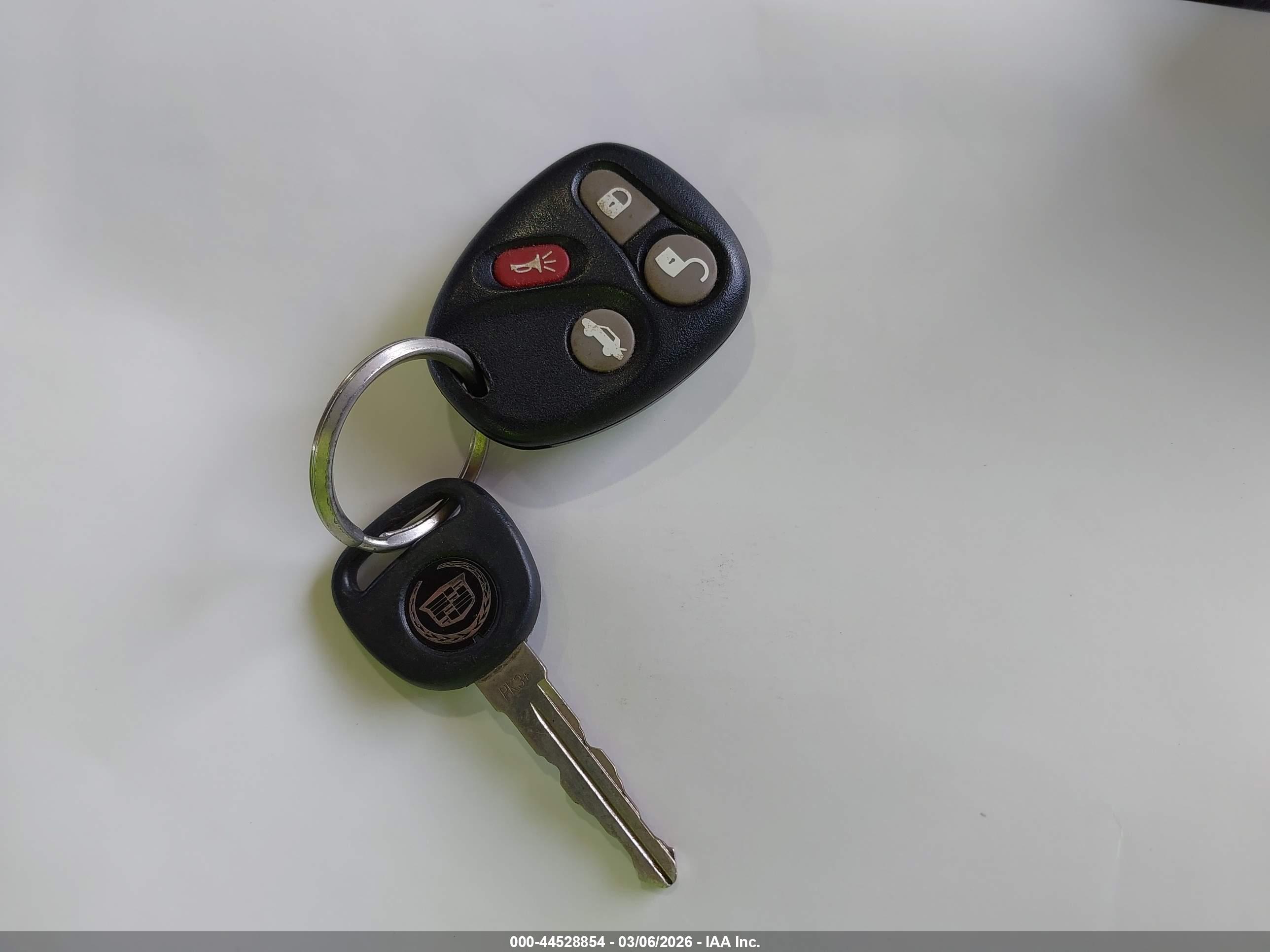 CADILLAC CTS image 11