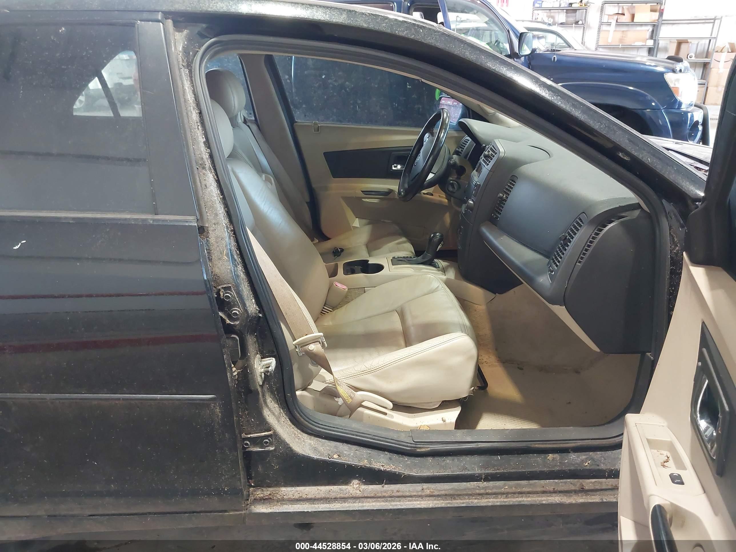 CADILLAC CTS image 5