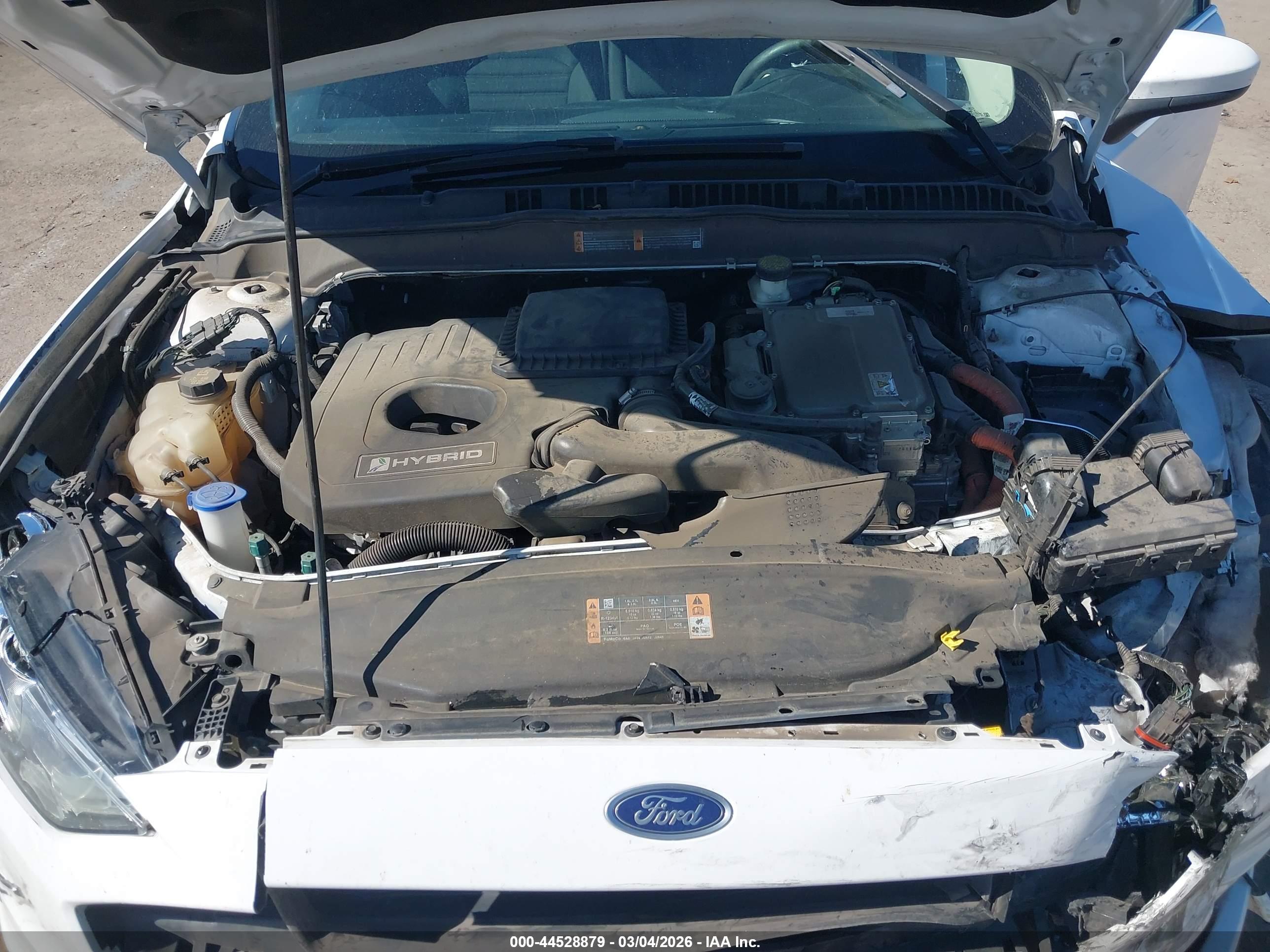 FORD FUSION image 10