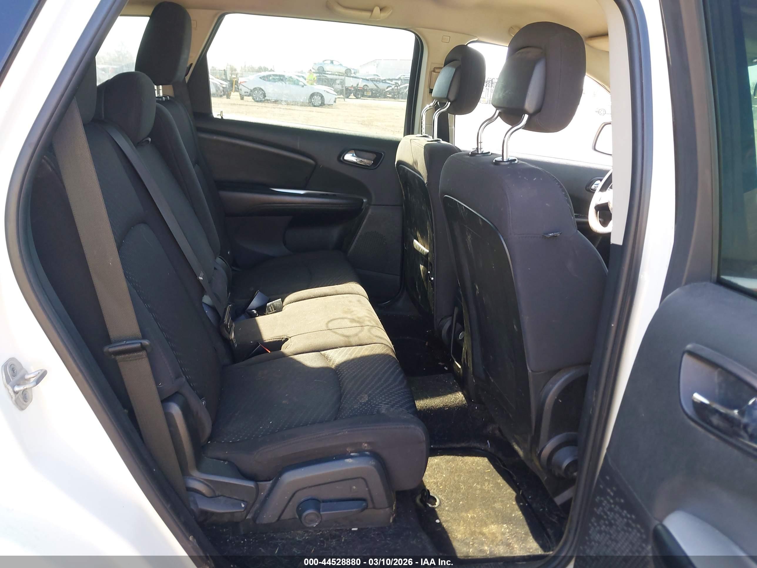 DODGE JOURNEY image 8