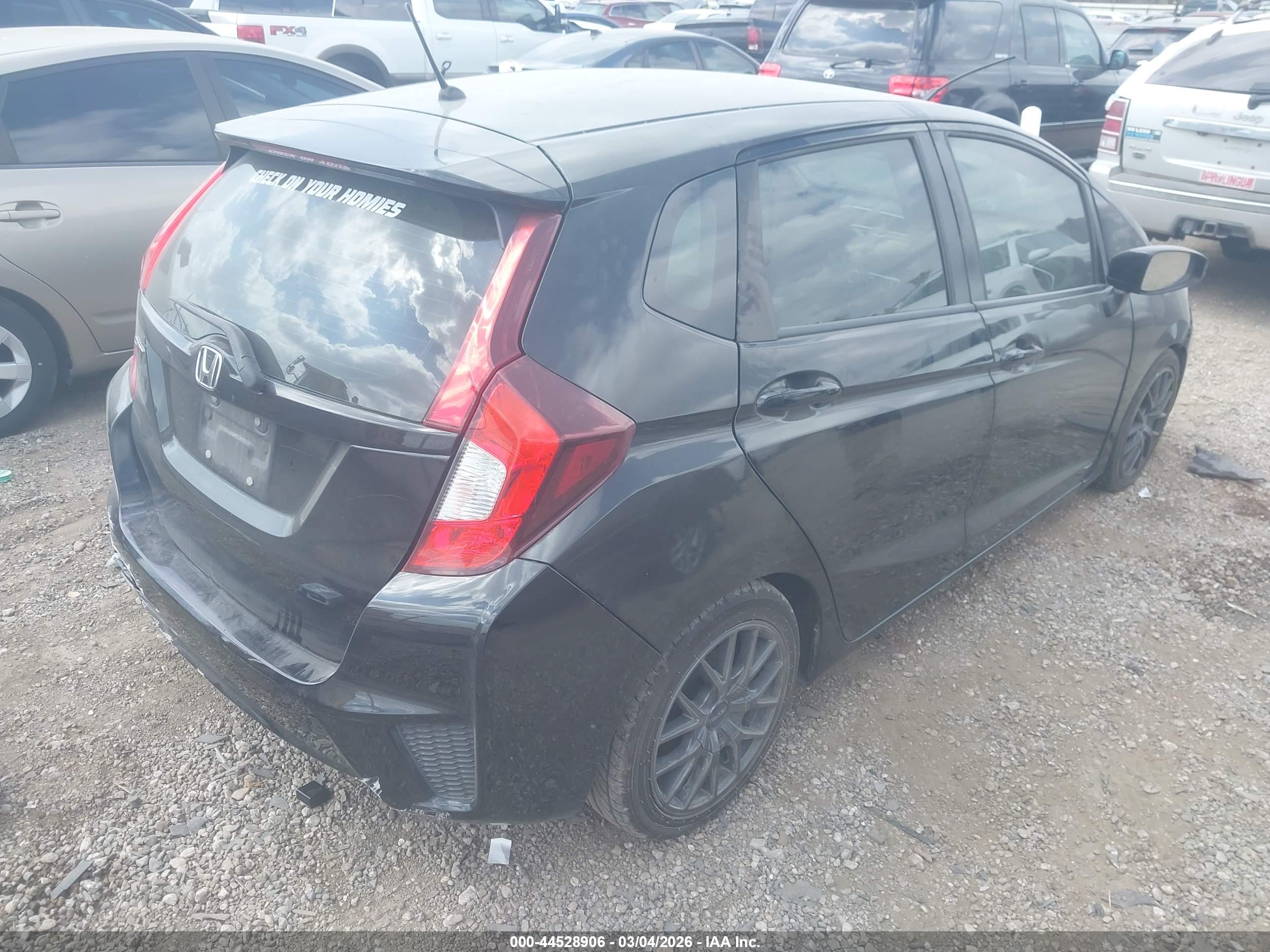 HONDA FIT image 4