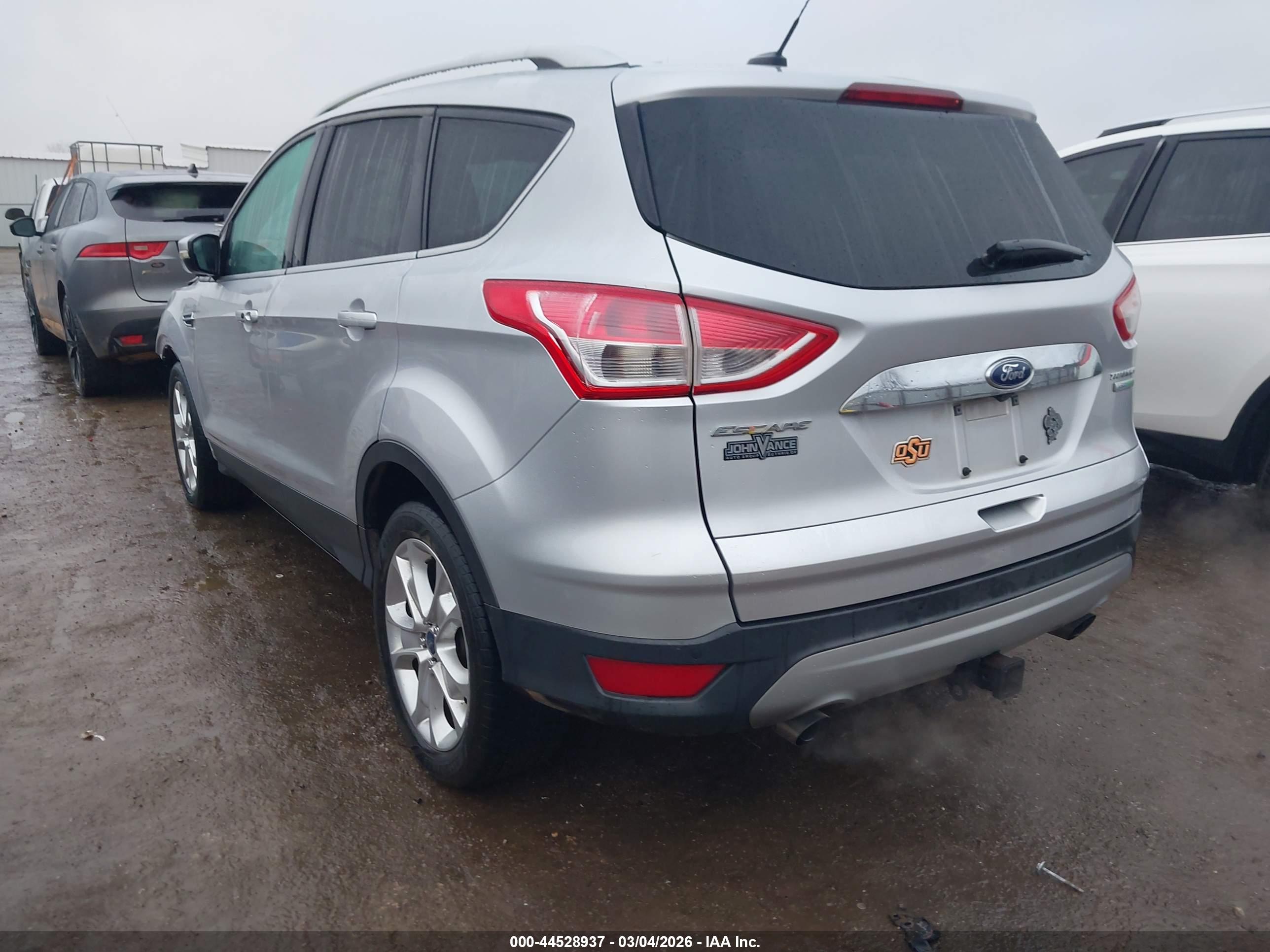 FORD ESCAPE image 3