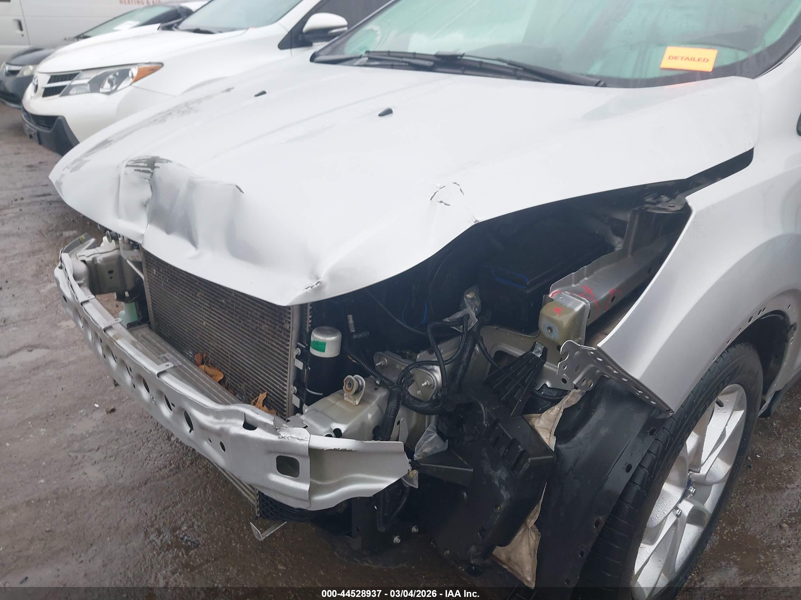 FORD ESCAPE image 6