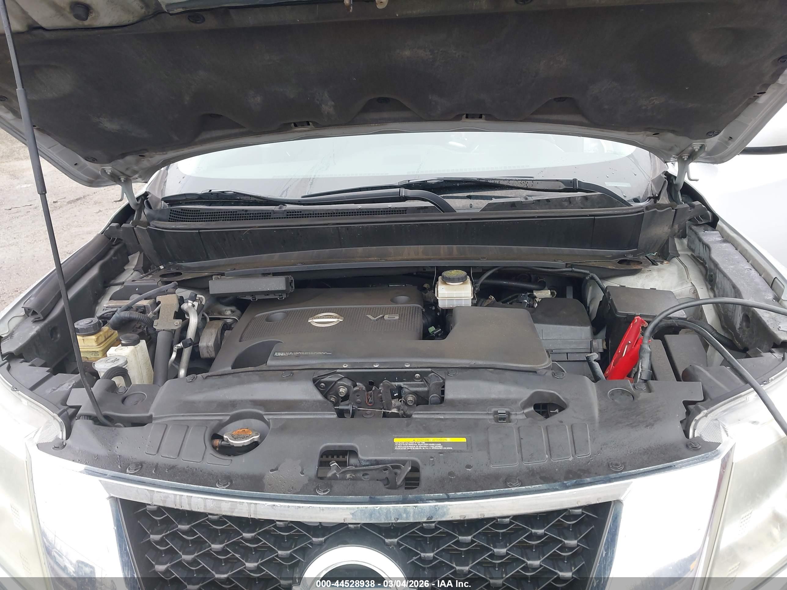 NISSAN PATHFINDER image 10