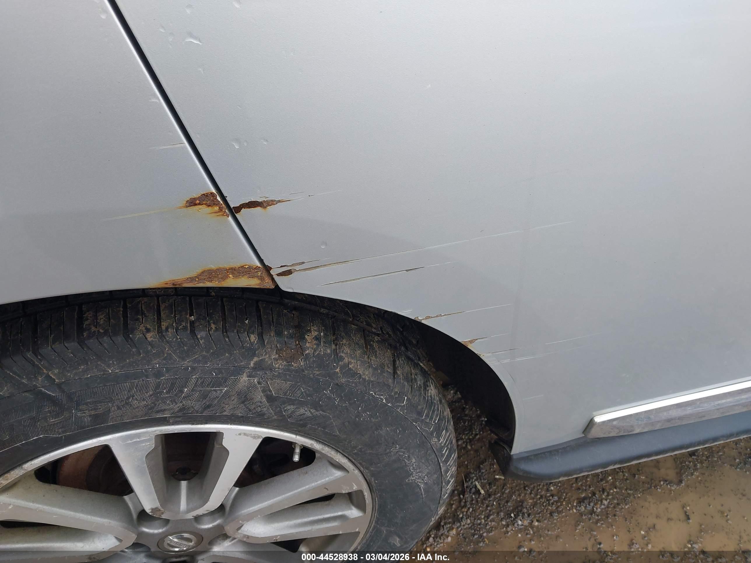 NISSAN PATHFINDER image 6