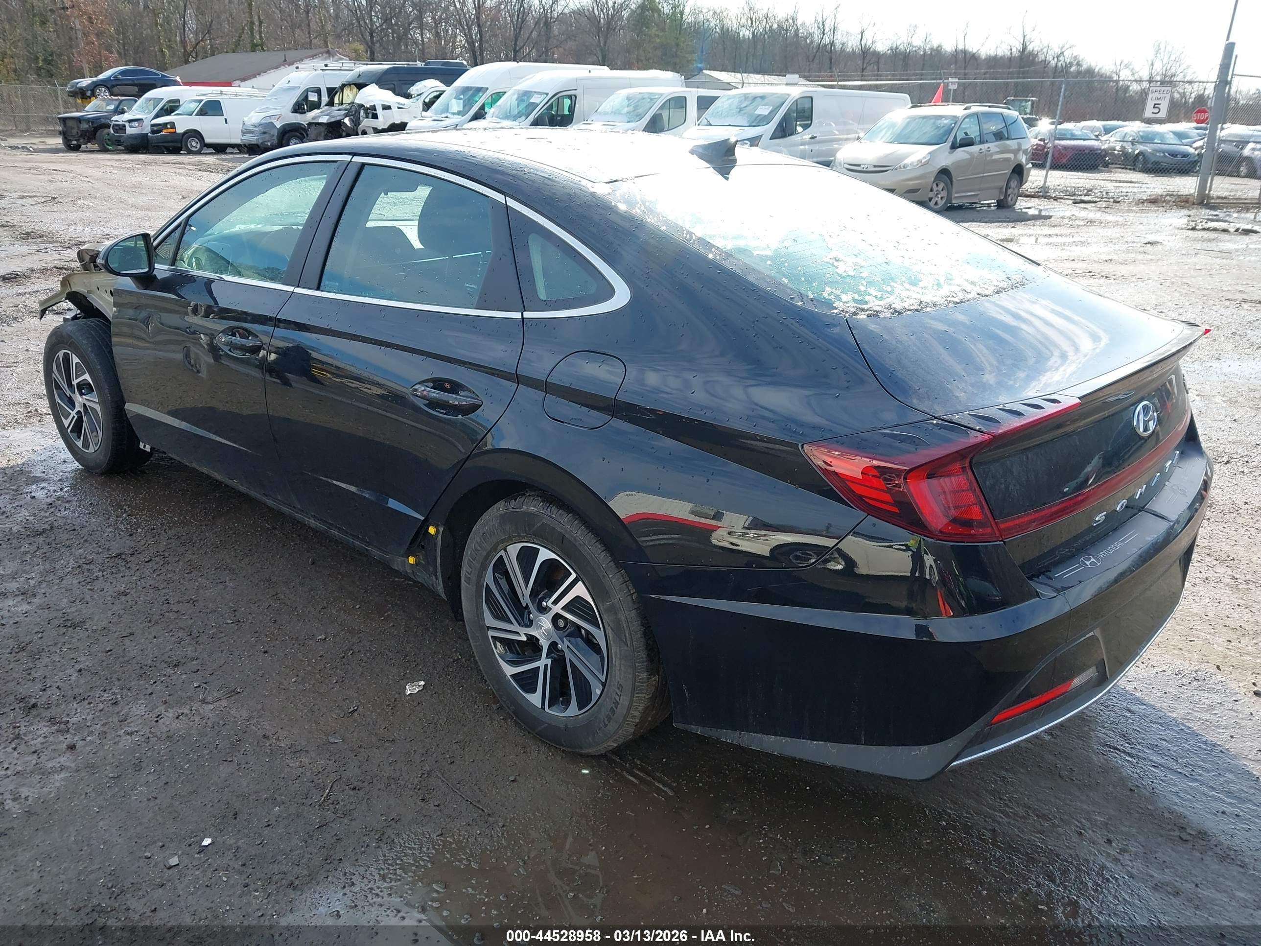 HYUNDAI SONATA image 3