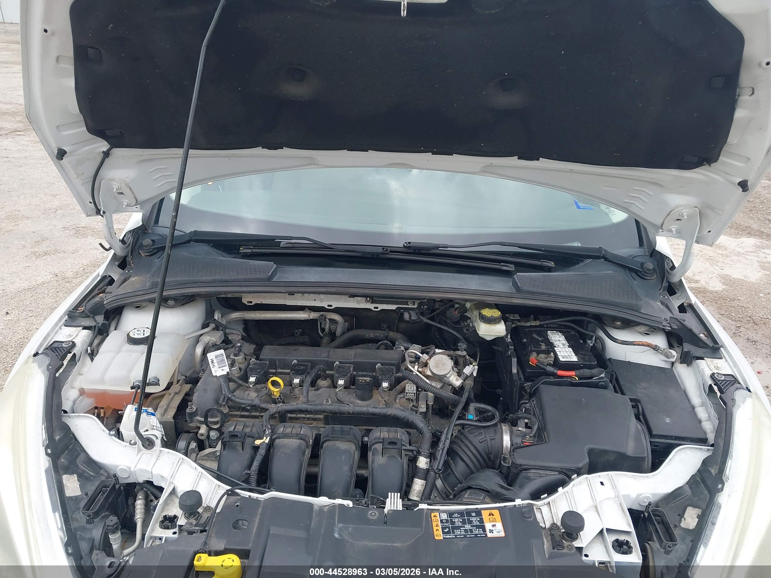 FORD FOCUS image 10