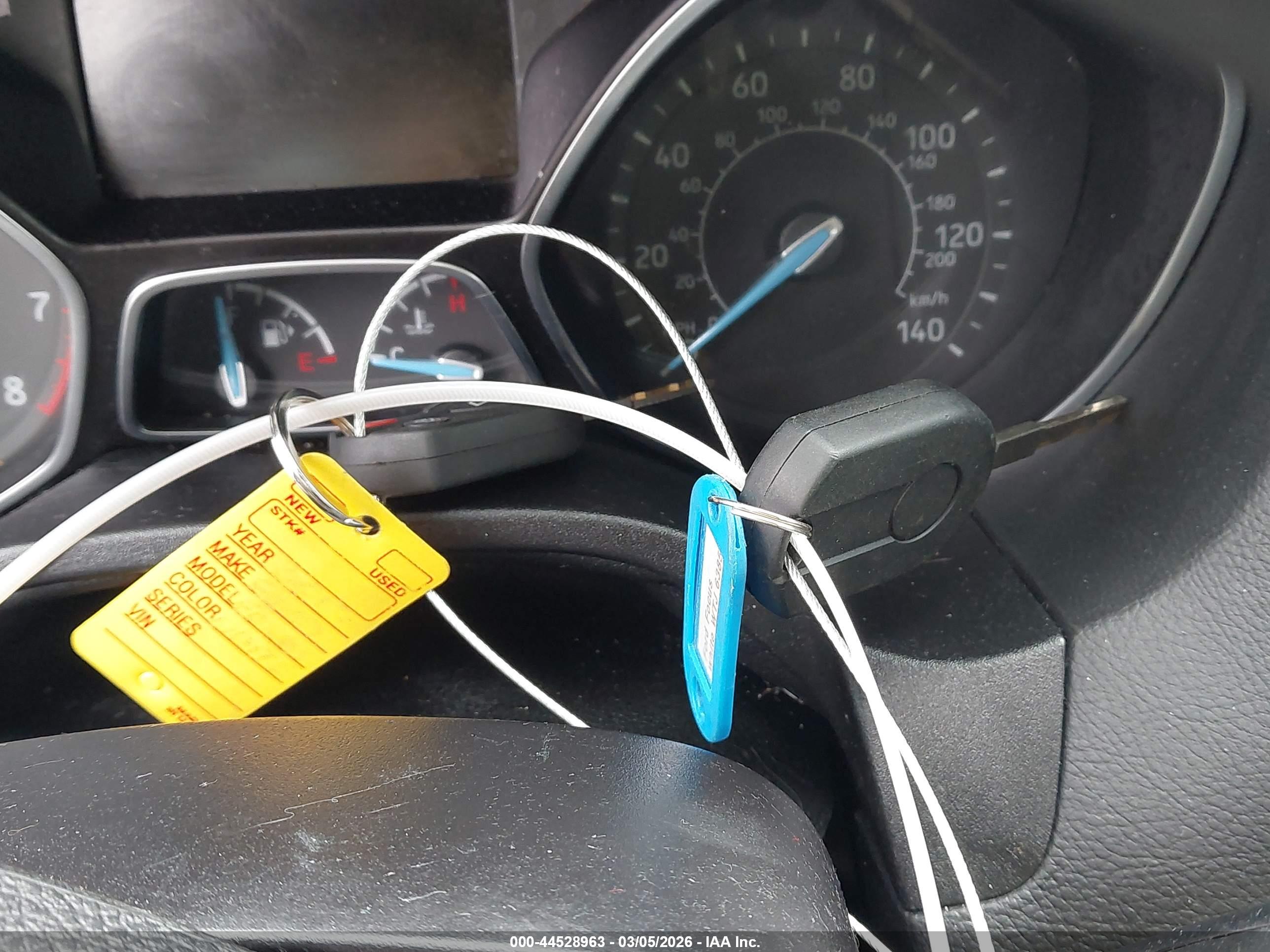 FORD FOCUS image 11