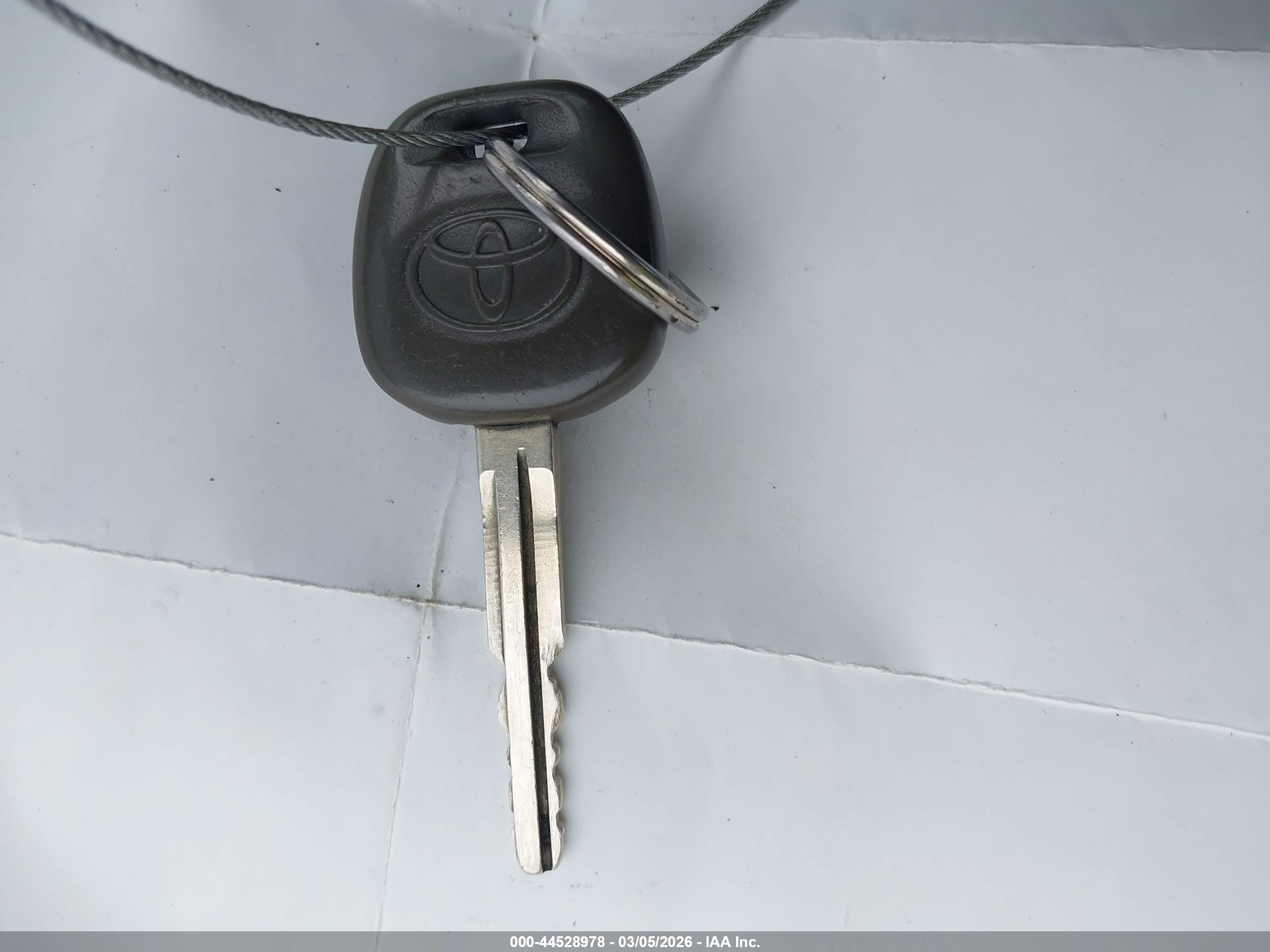 TOYOTA COROLLA image 11