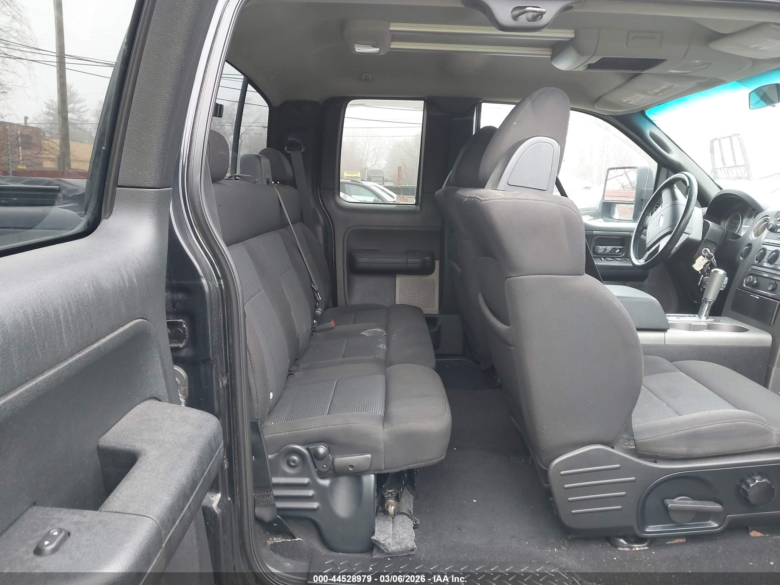 FORD F-150 image 8