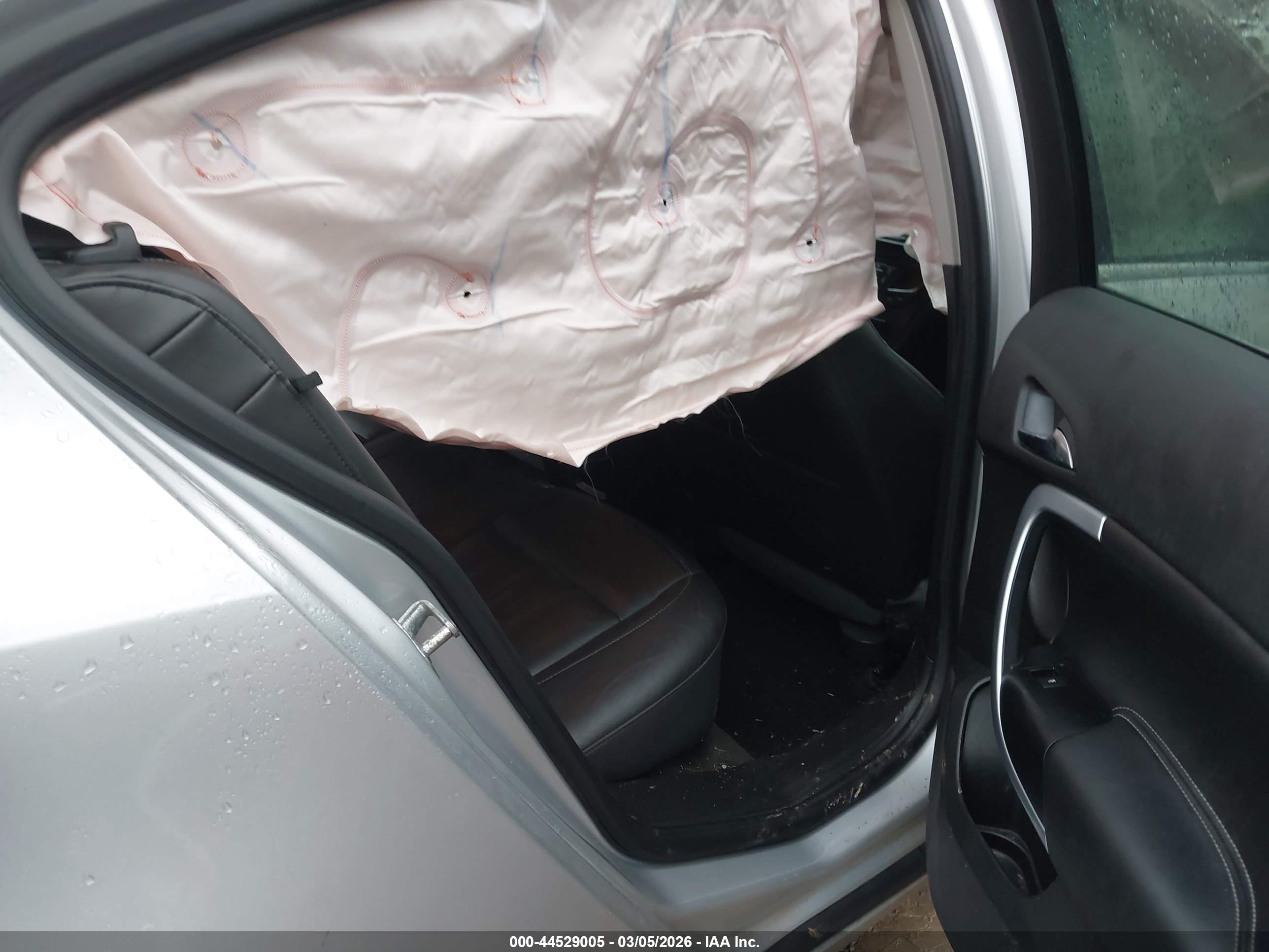 BUICK REGAL image 8