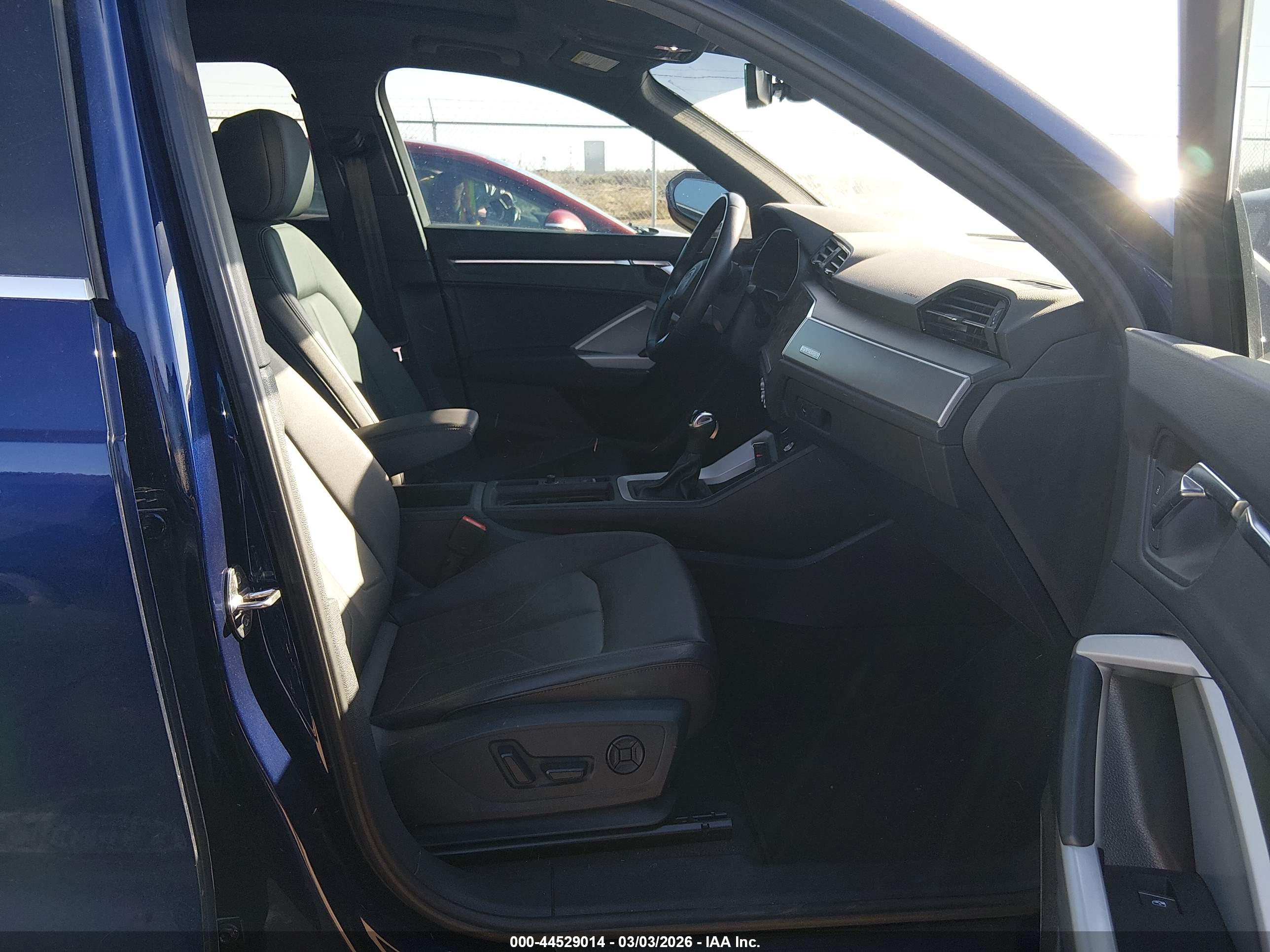 AUDI Q3 image 5