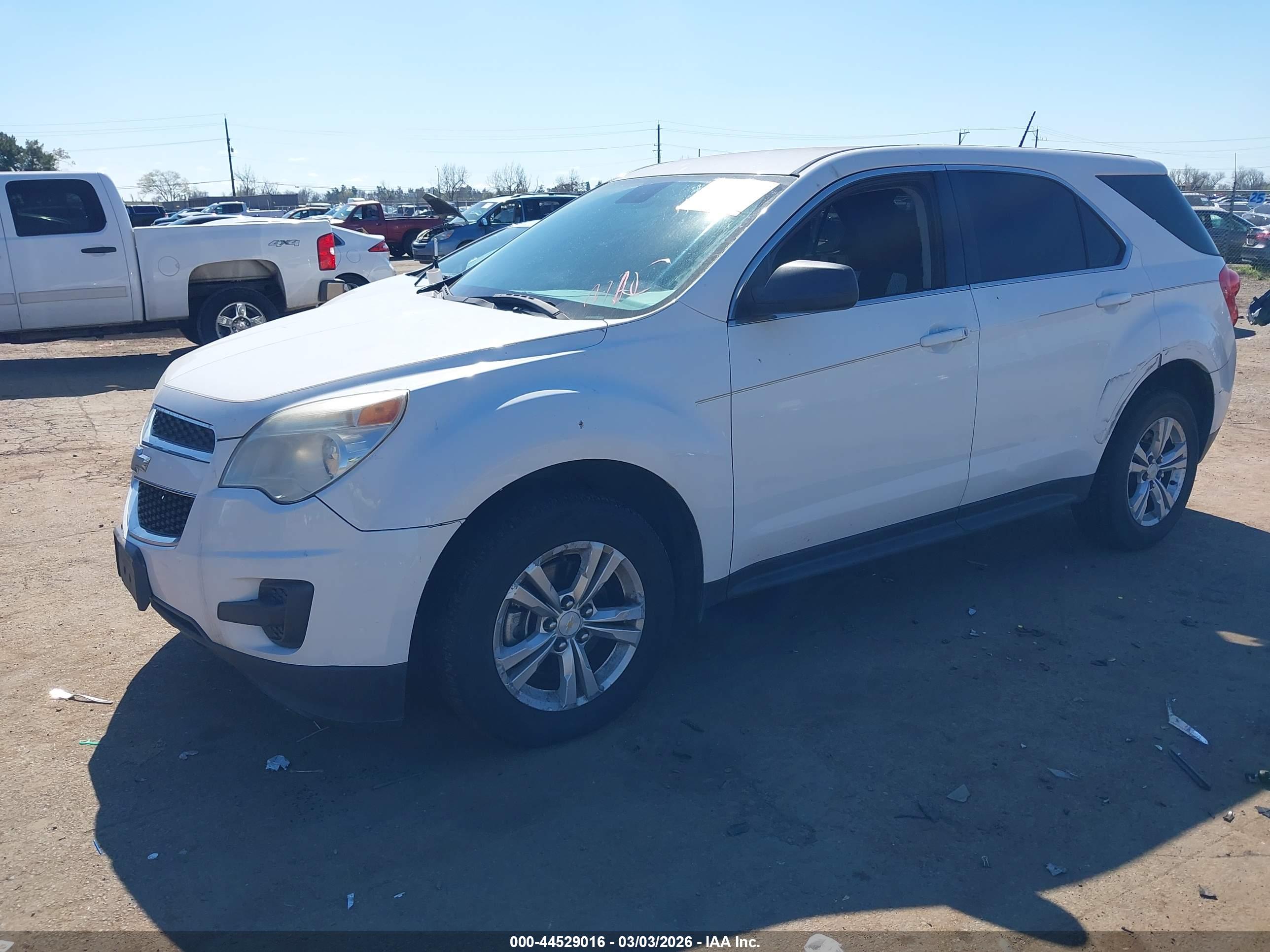 CHEVROLET EQUINOX image 2