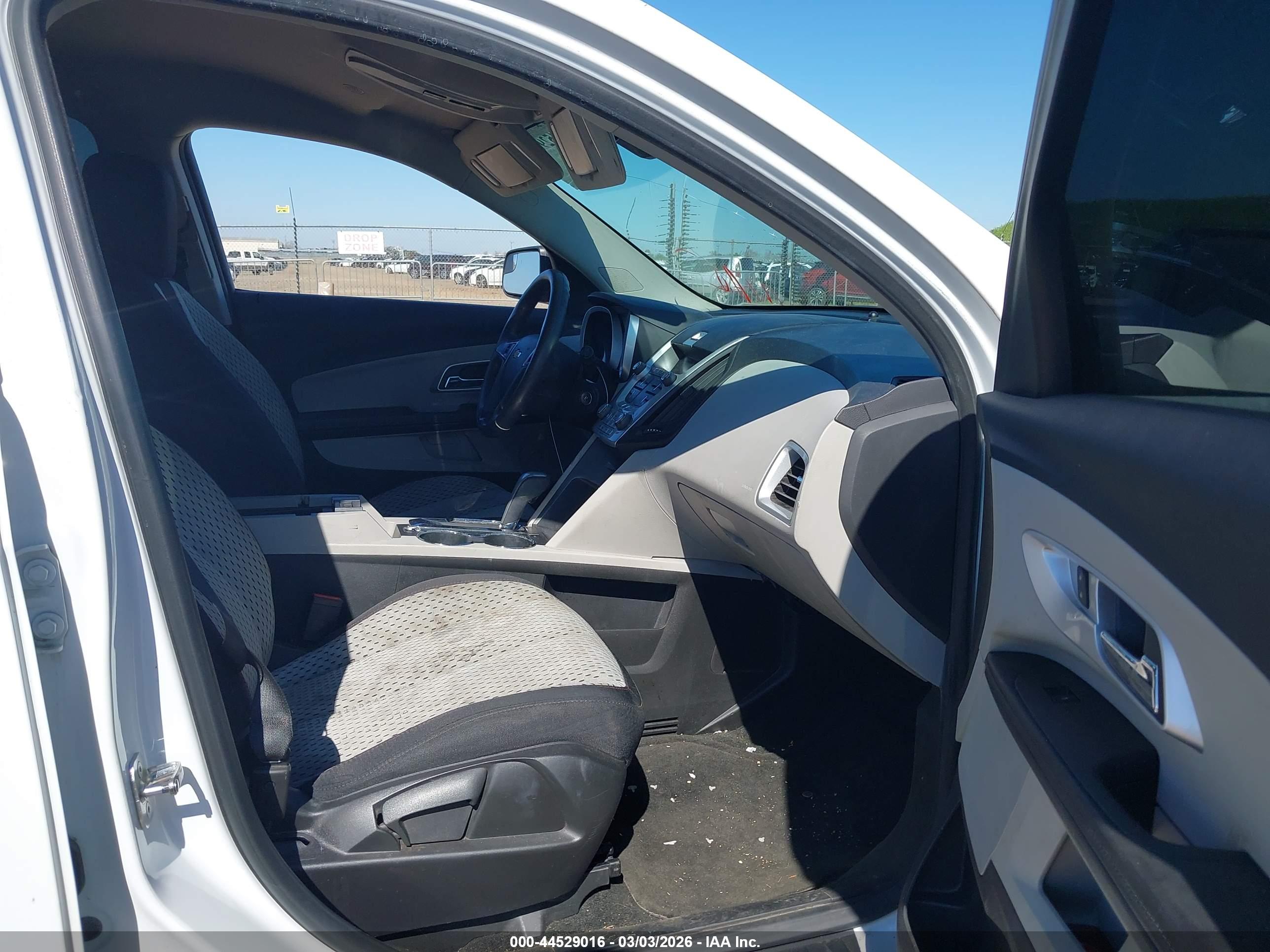 CHEVROLET EQUINOX image 5